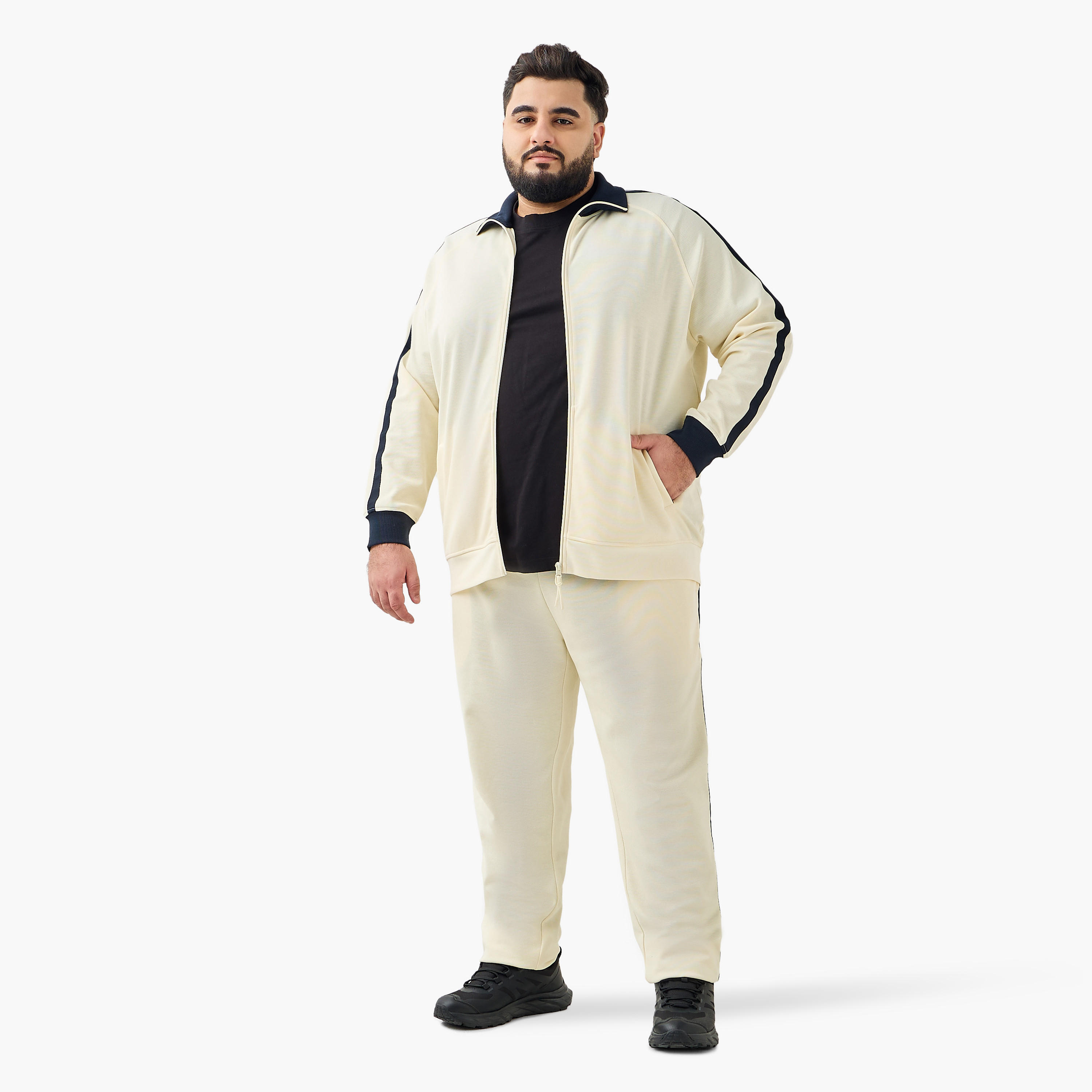جاكيت طويل بتفاصيل شريطة وقصّة عادية للرجال-men-clothing-jacketsandblazers-jackets-image-4