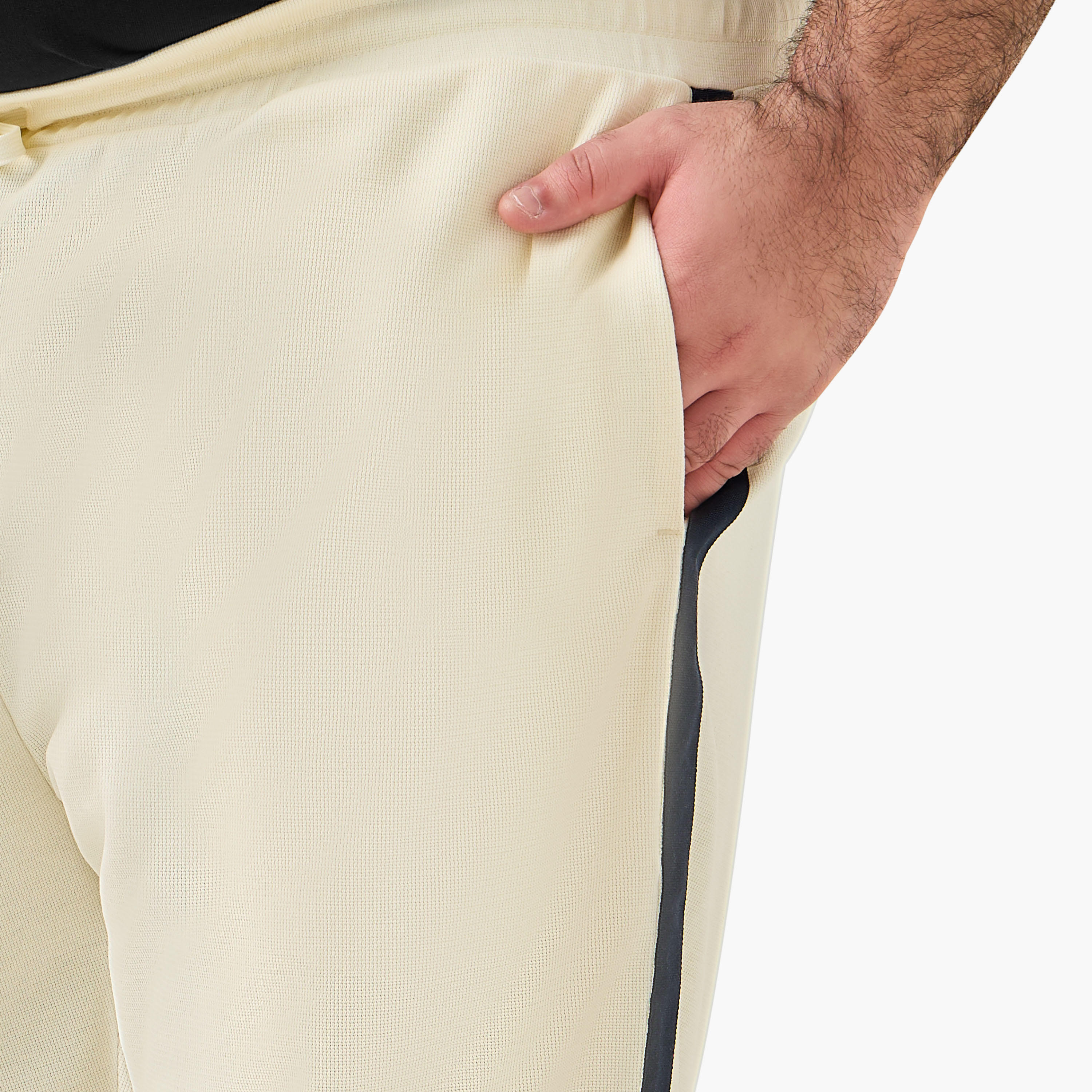 بنطلون رياضي بقصة عادية وشريط جانبي بلون مغاير للرجال-men-clothing-bottoms-joggers-image-2