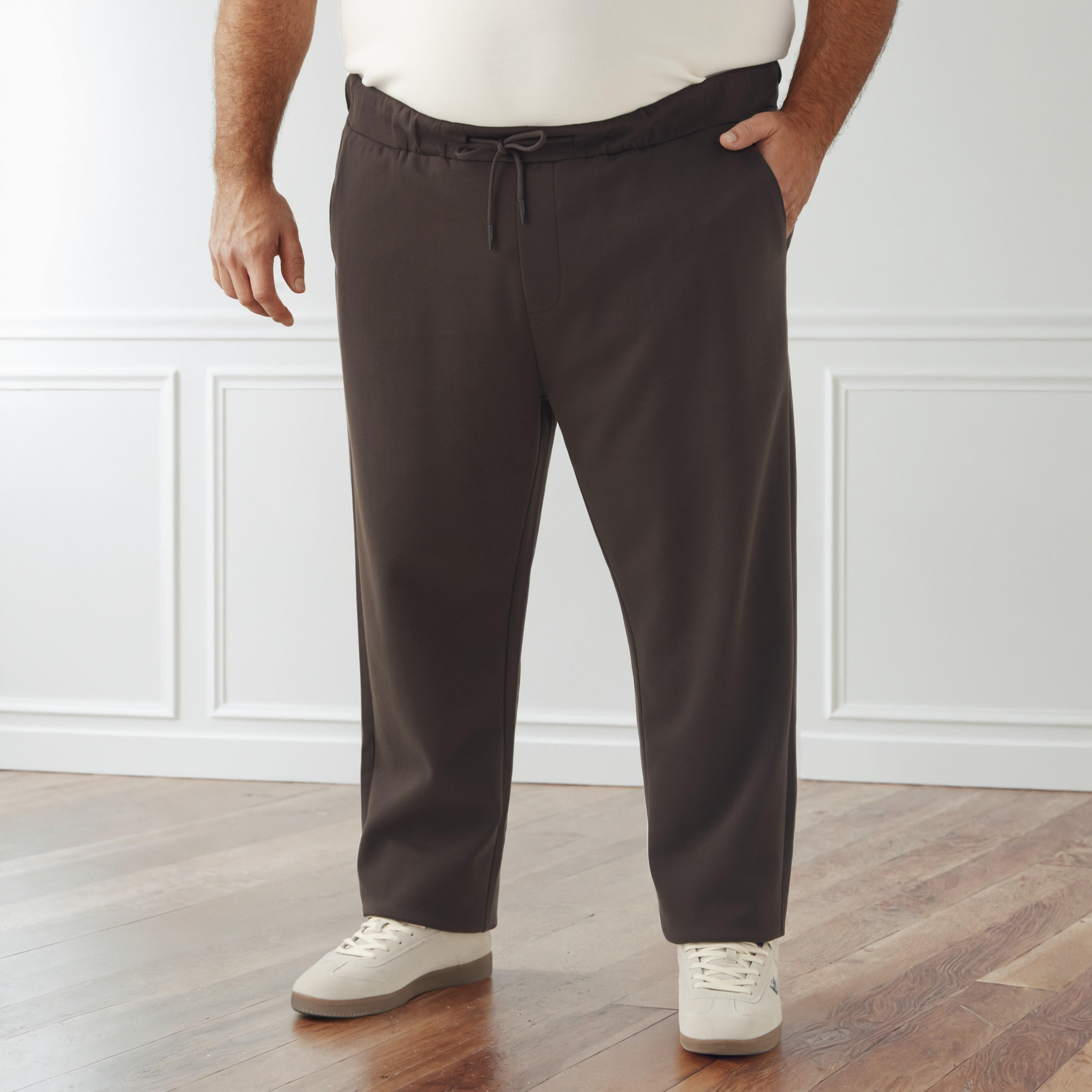 بنطلون رياضي رجالي بقصّة عادية وخصر مطاطي وجيوب-men-clothing-bottoms-joggers-image-5
