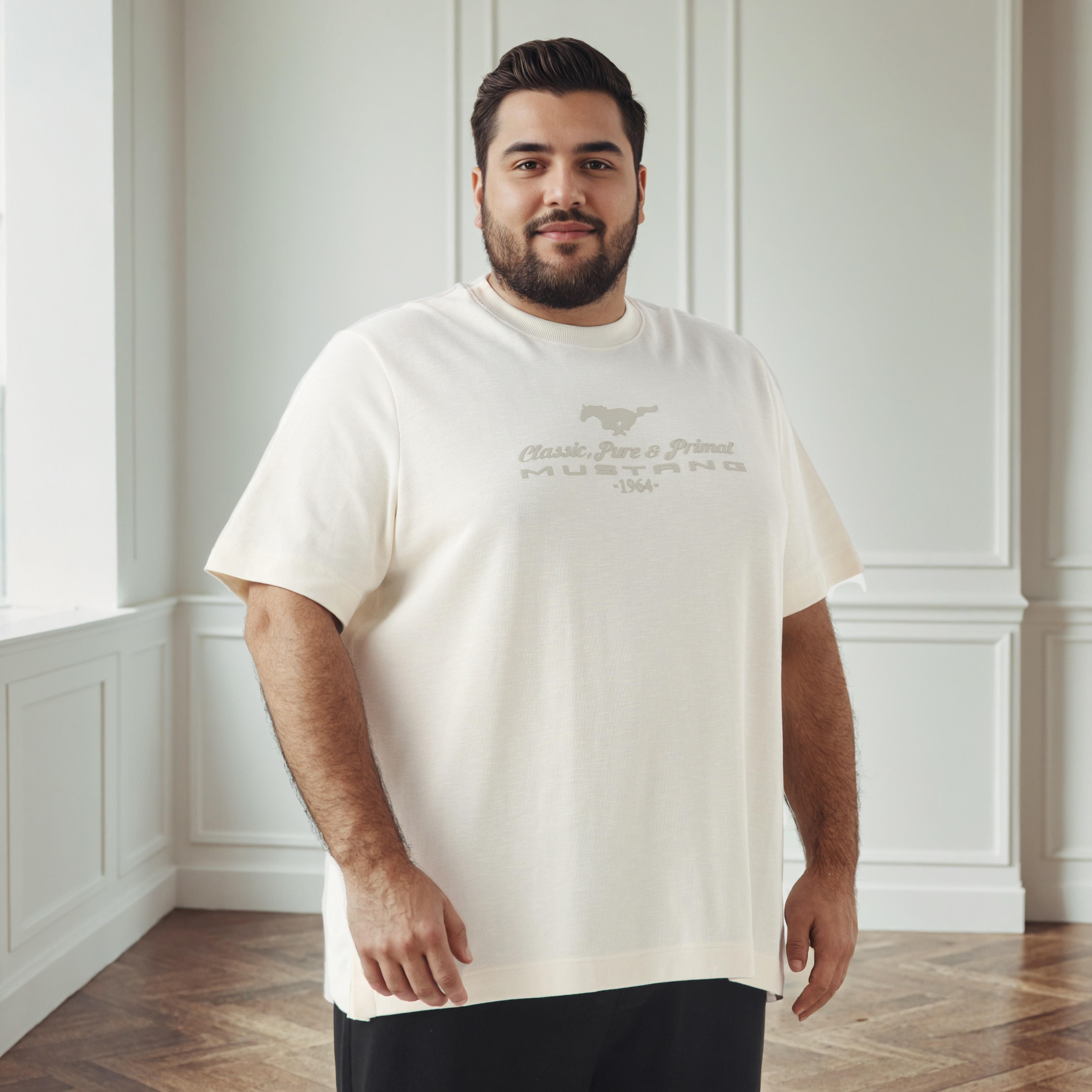 تيشيرت رجالي بطبعات وقصة عادية وياقة ضيقة وأكمام قصيرة-men-clothing-tshirtsandpolos-tshirts-image-5