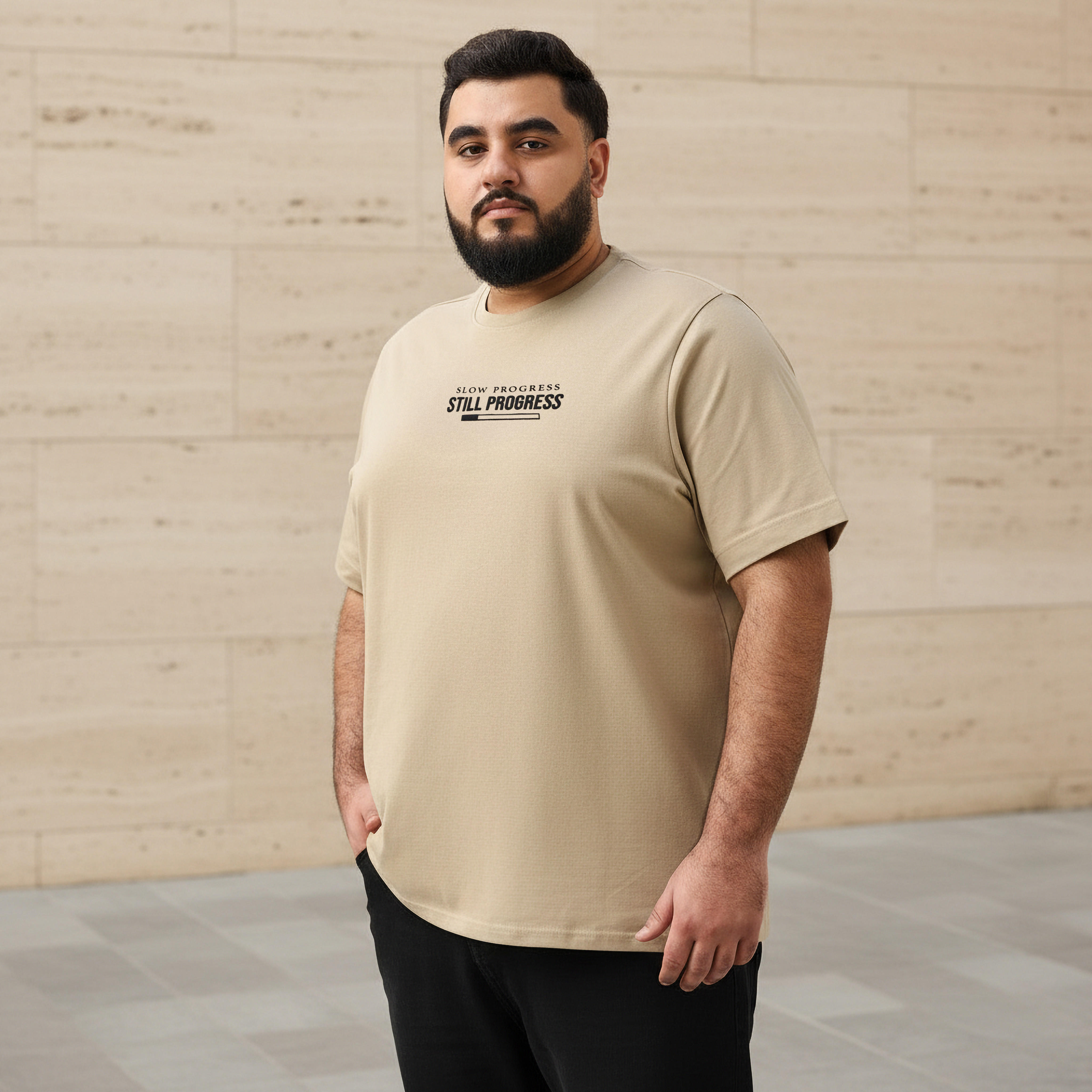 تيشيرت بقصة عادية وياقة ضيقة وأكمام قصيرة وطبعات للرجال-men-clothing-tshirtsandpolos-tshirts-image-1