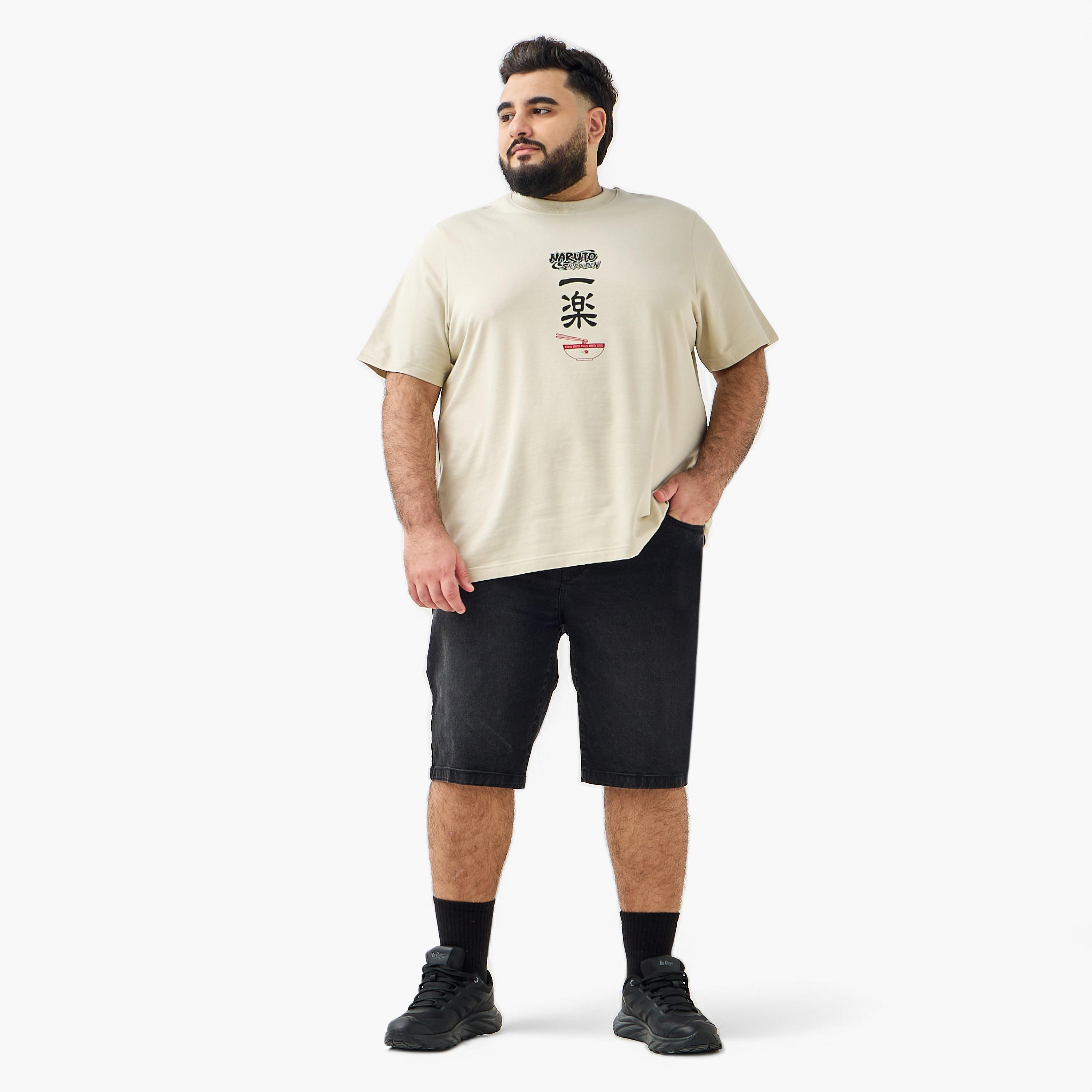 تيشيرت بقصّة عادية وياقة ضيّقة وأكمام قصيرة بطبعات ناروتو شيبودن للرجال-men-clothing-tshirtsandpolos-tshirts-image-2