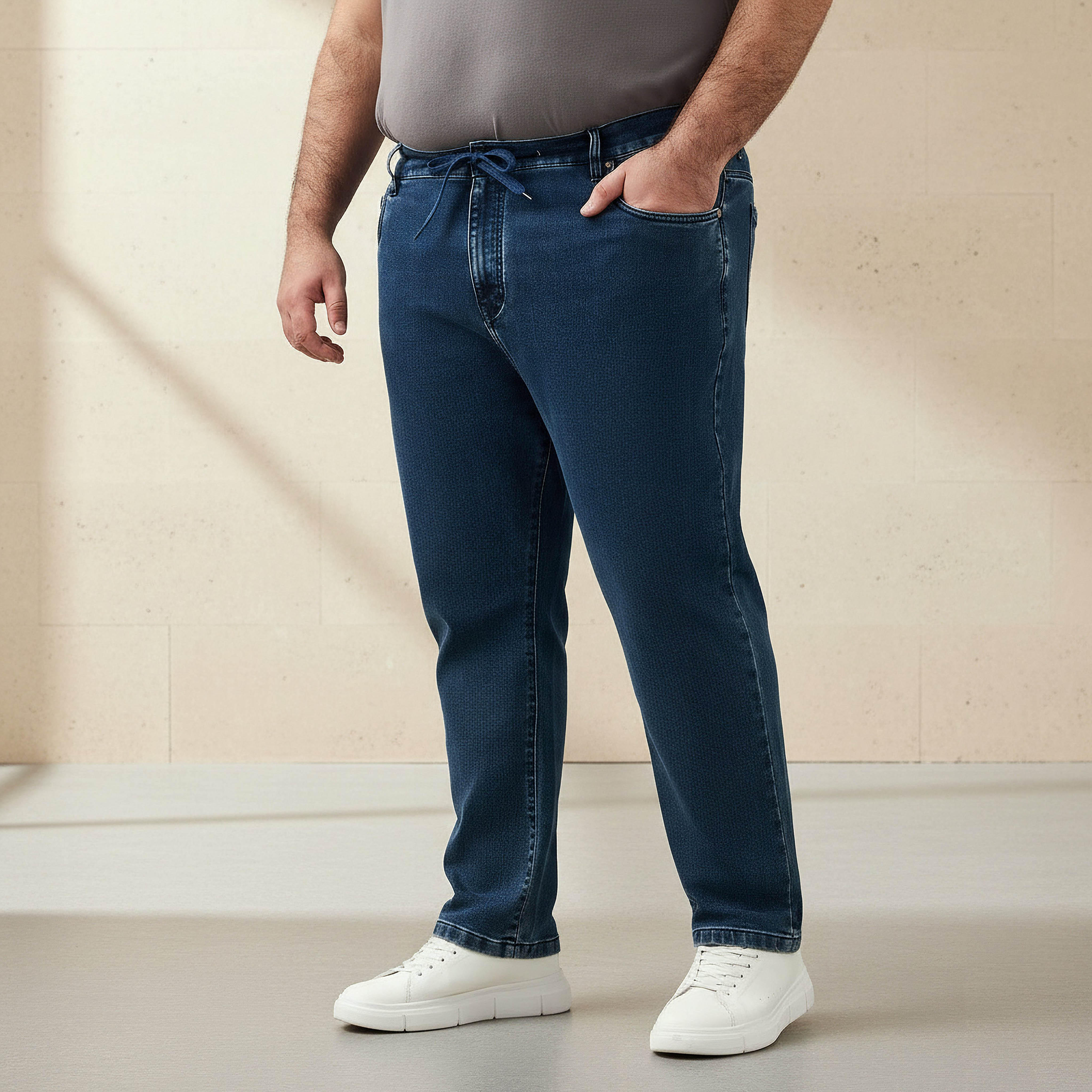 بنطلون جينز رجالي رياضي بقصة عادية وخصر مرن-men-clothing-bottoms-jeans-image-4
