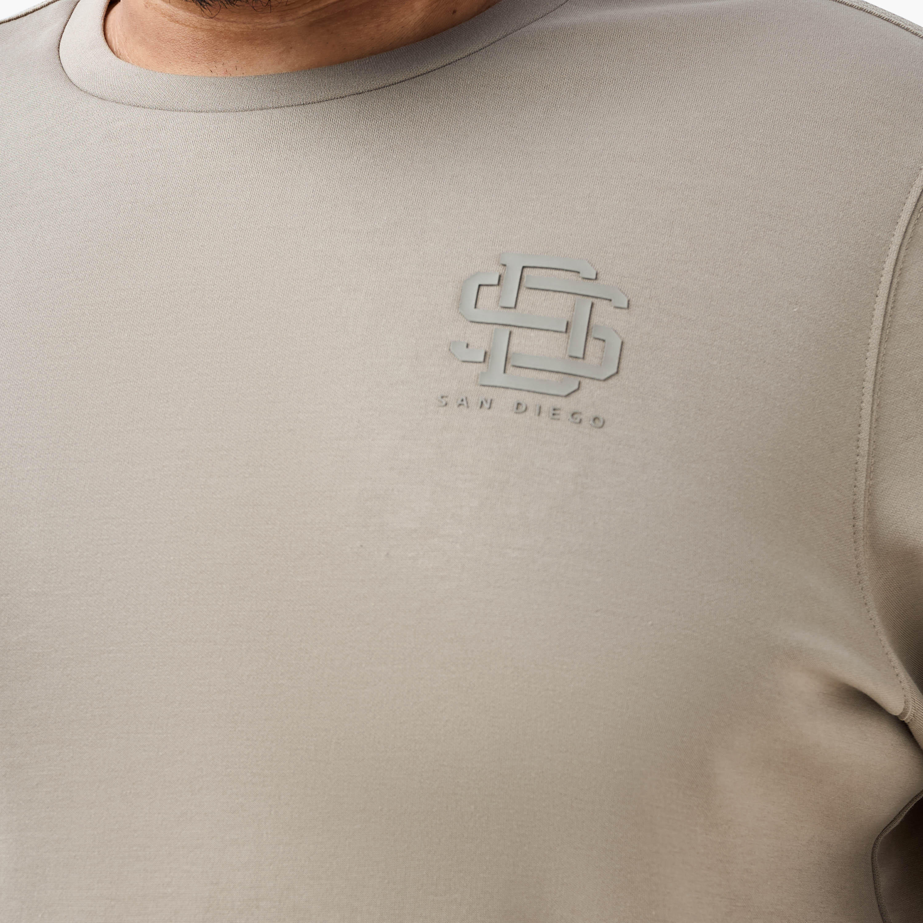 Men Regular Fit Crew Neck Short Sleeve Jacquard Tape Detail T-shirt-men-clothing-tshirtsandpolos-tshirts-image-5