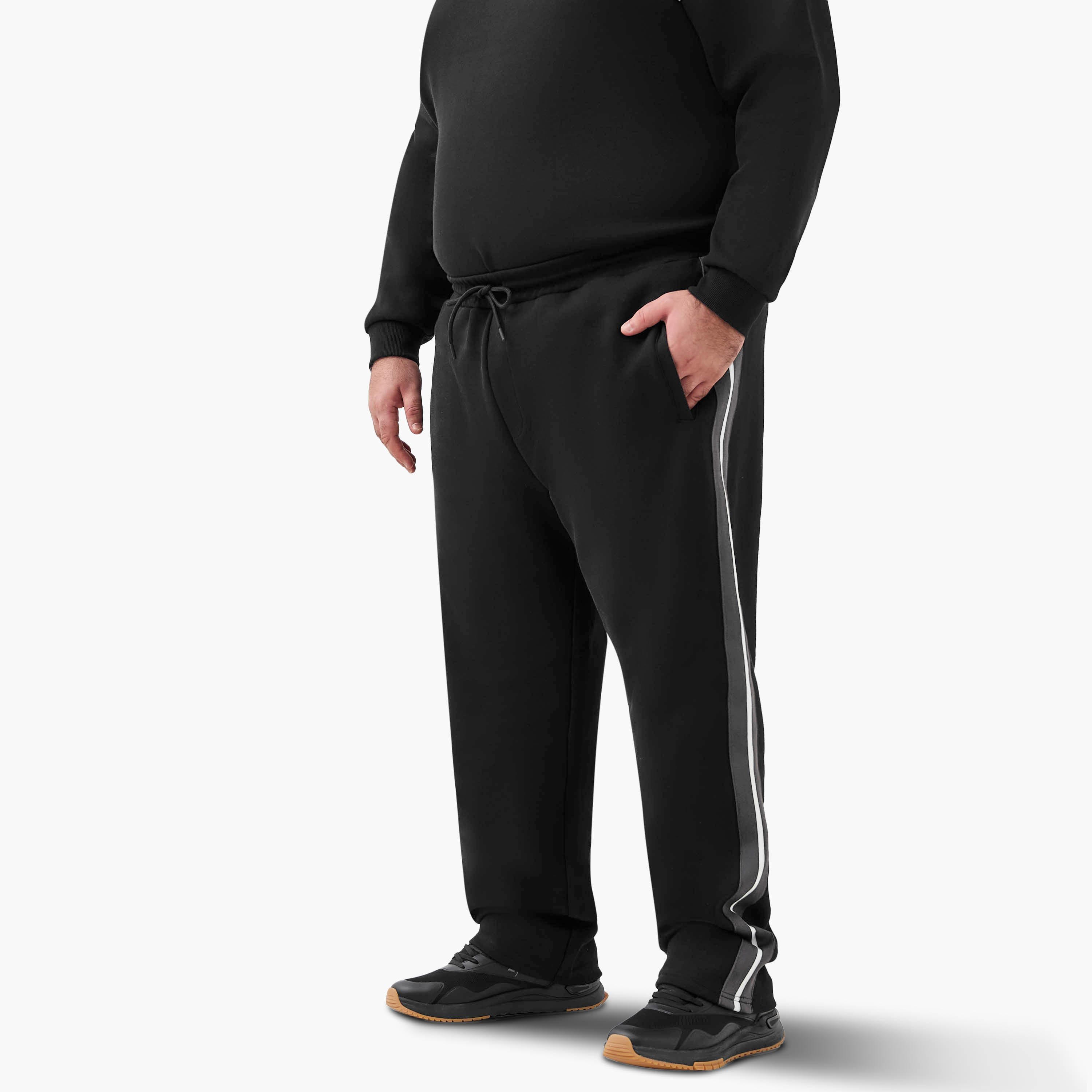 بنطال رياضي رجالي بقصة عادية وجيوب-men-clothing-bottoms-joggers-image-4