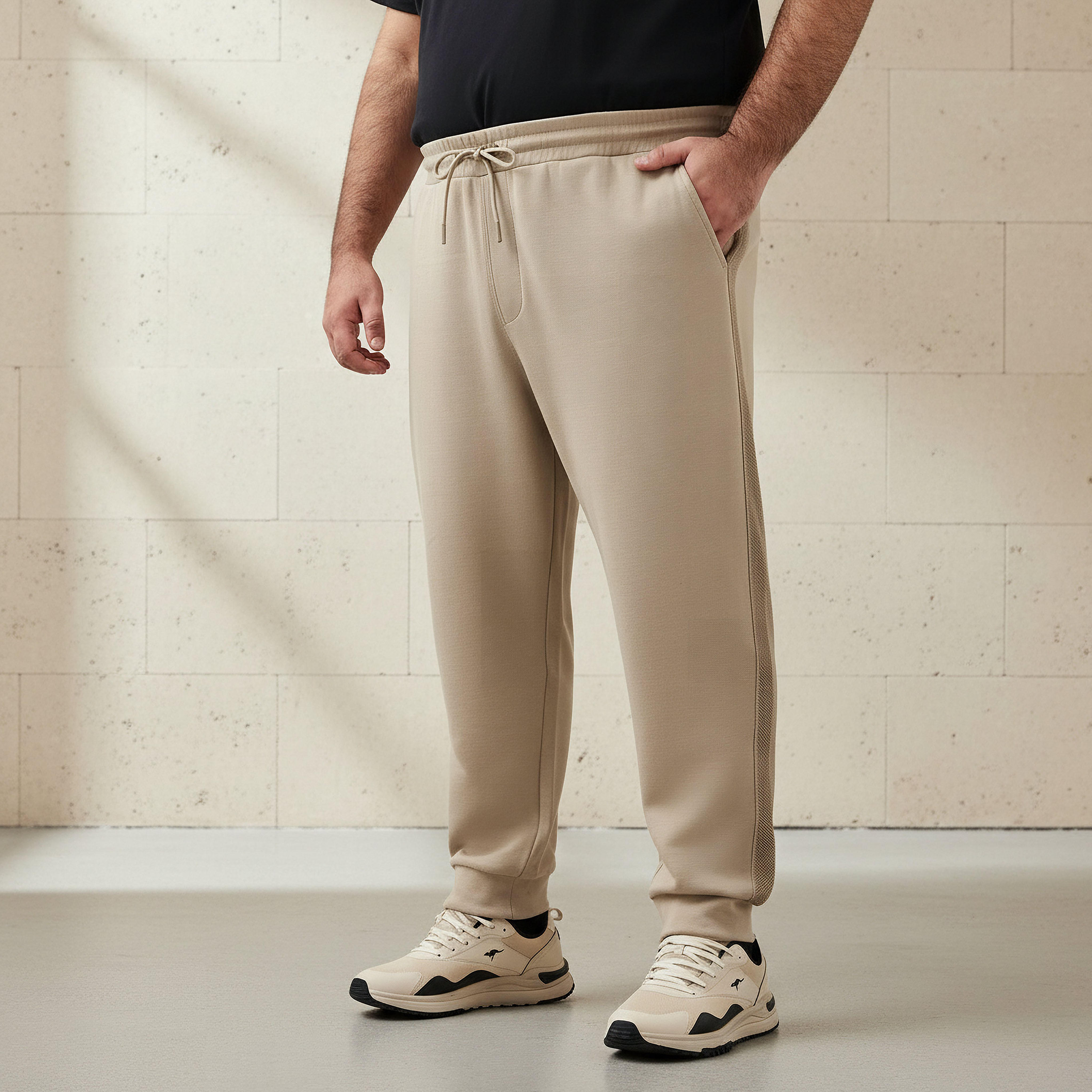 بنطلون رياضي بقصة عادية وجيوب للرجال-men-clothing-bottoms-joggers-image-4