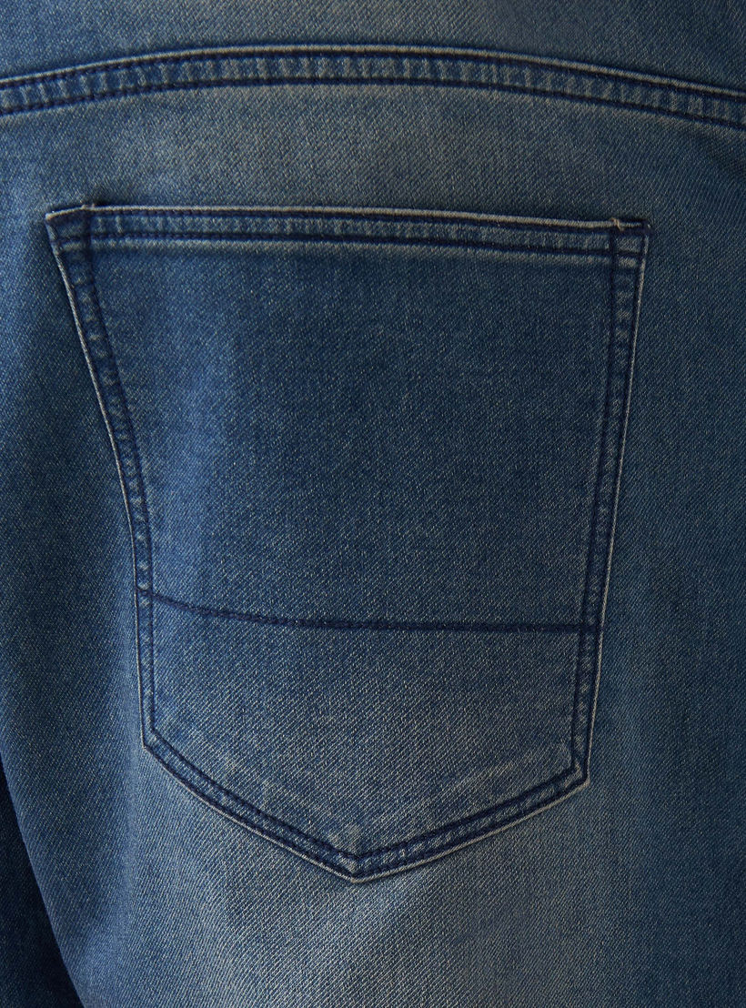 بنطلون جينز رجالي بقصة مريحة وخصر مرن-men-clothing-bottoms-jeans-image-6