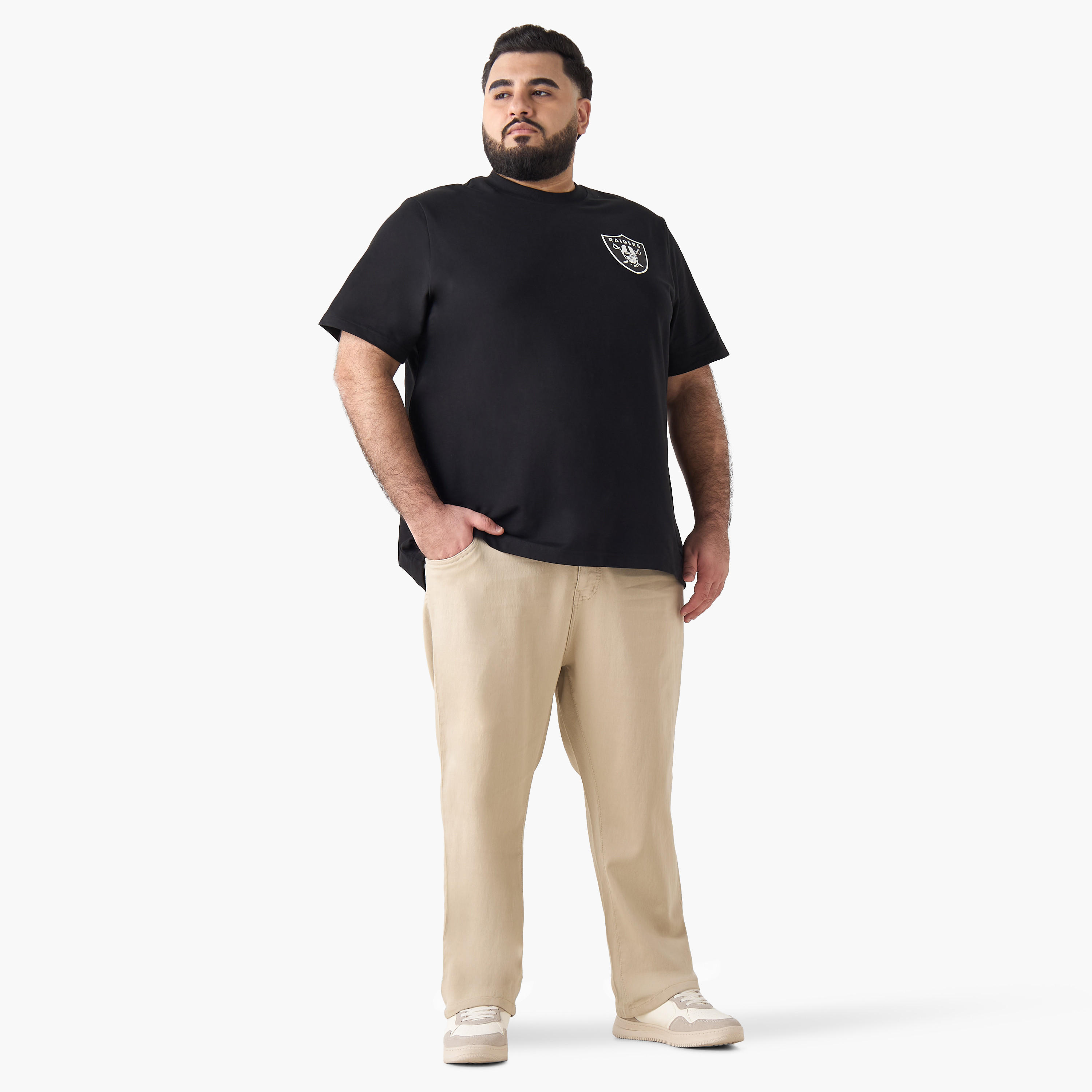 بنطلون جينز رجالي بقصة مريحة وخصر مرن-men-clothing-bottoms-jeans-image-3