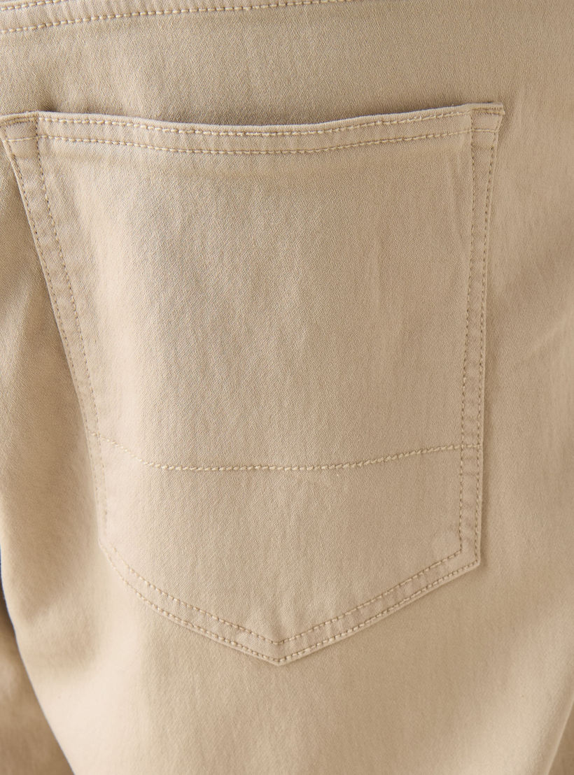 بنطلون جينز رجالي بقصة مريحة وخصر مرن-men-clothing-bottoms-jeans-image-6