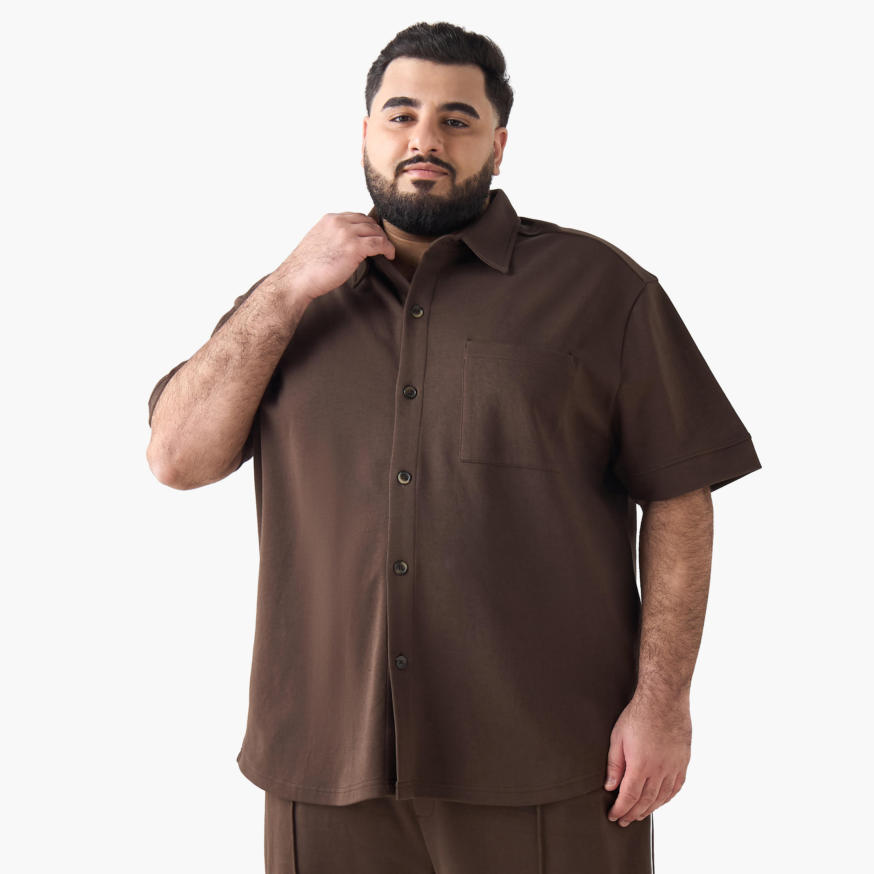 قميص رجالي بياقة وقصة عادية وأكمام قصيرة-men-clothing-shirts-image-5