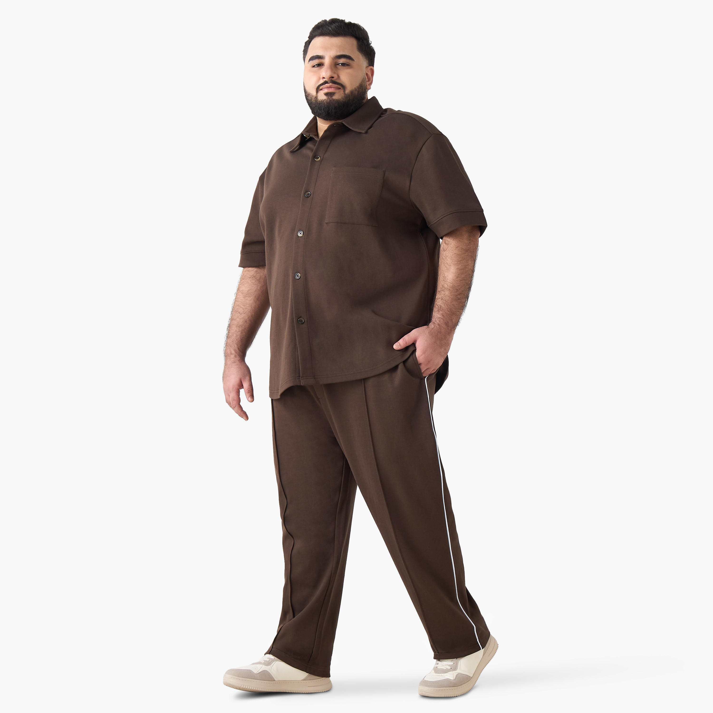 بنطلون رياضي بقصة مريحة ورباط إغلاق للرجال-men-clothing-bottoms-joggers-image-4
