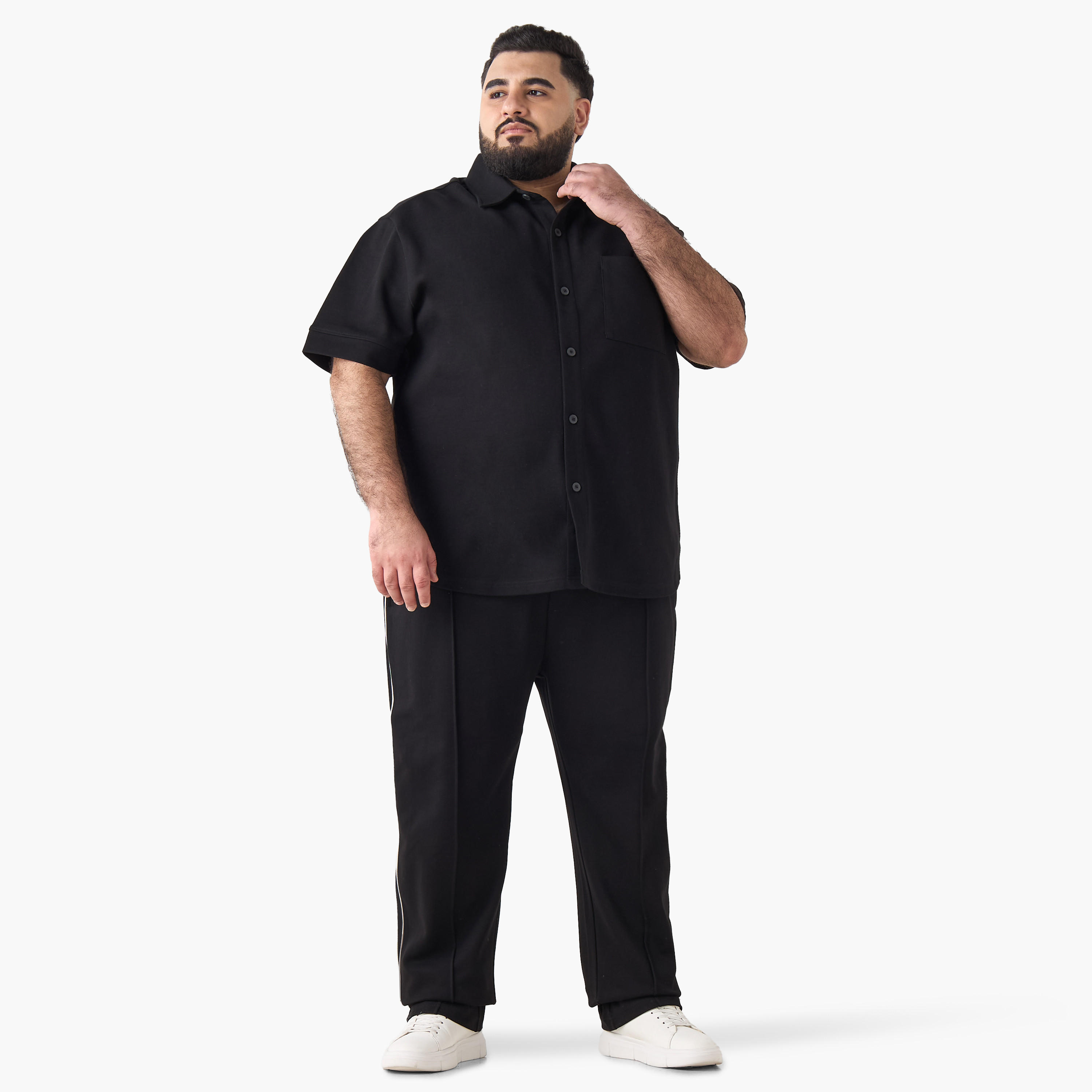 Men Relaxed Fit Joggers with Drawstring Closure-men-clothing-bottoms-joggers-image-3