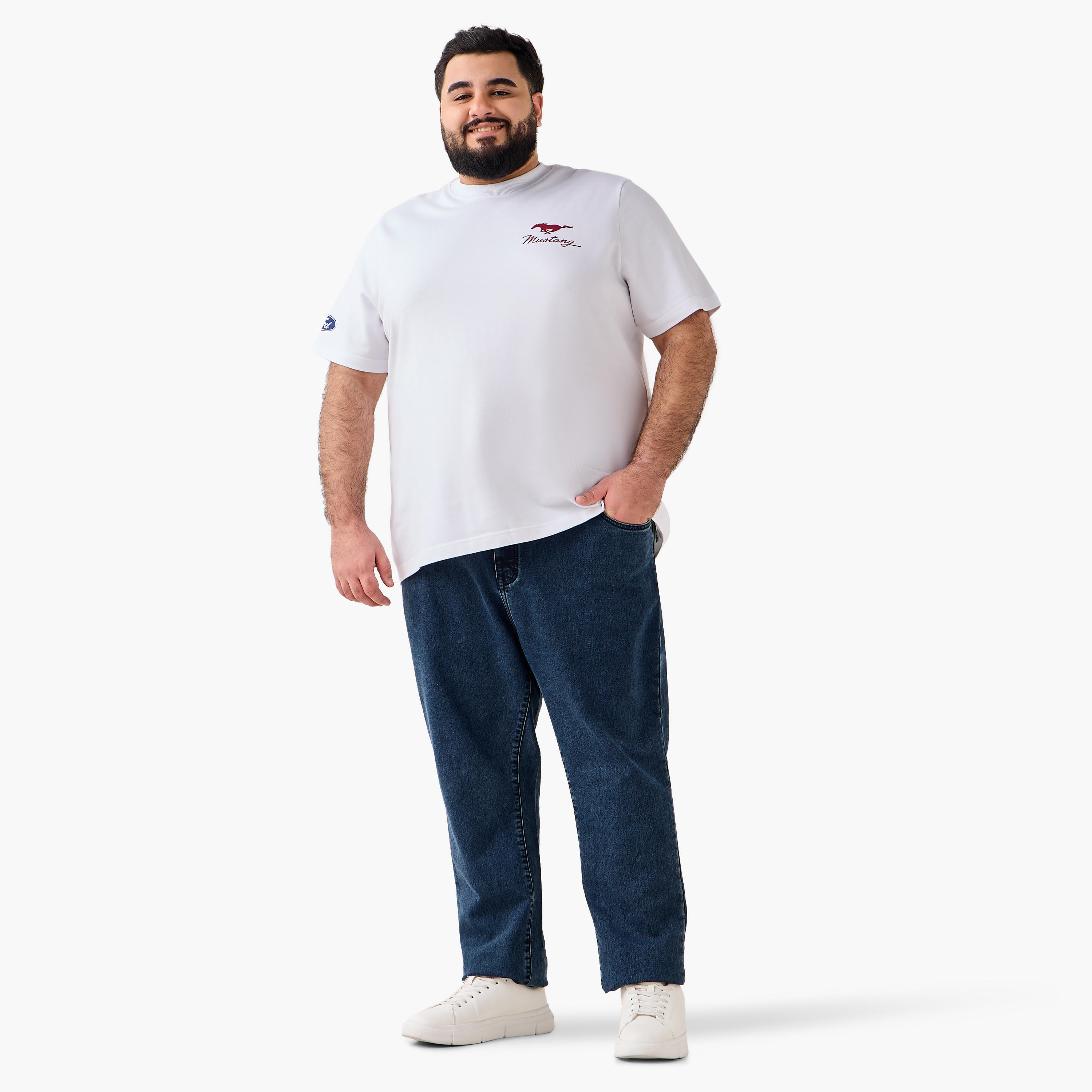 تيشيرت بياقة ضيقة وقصة عادية وأكمام قصيرة وطبعات للرجال-men-clothing-tshirtsandpolos-tshirts-image-3