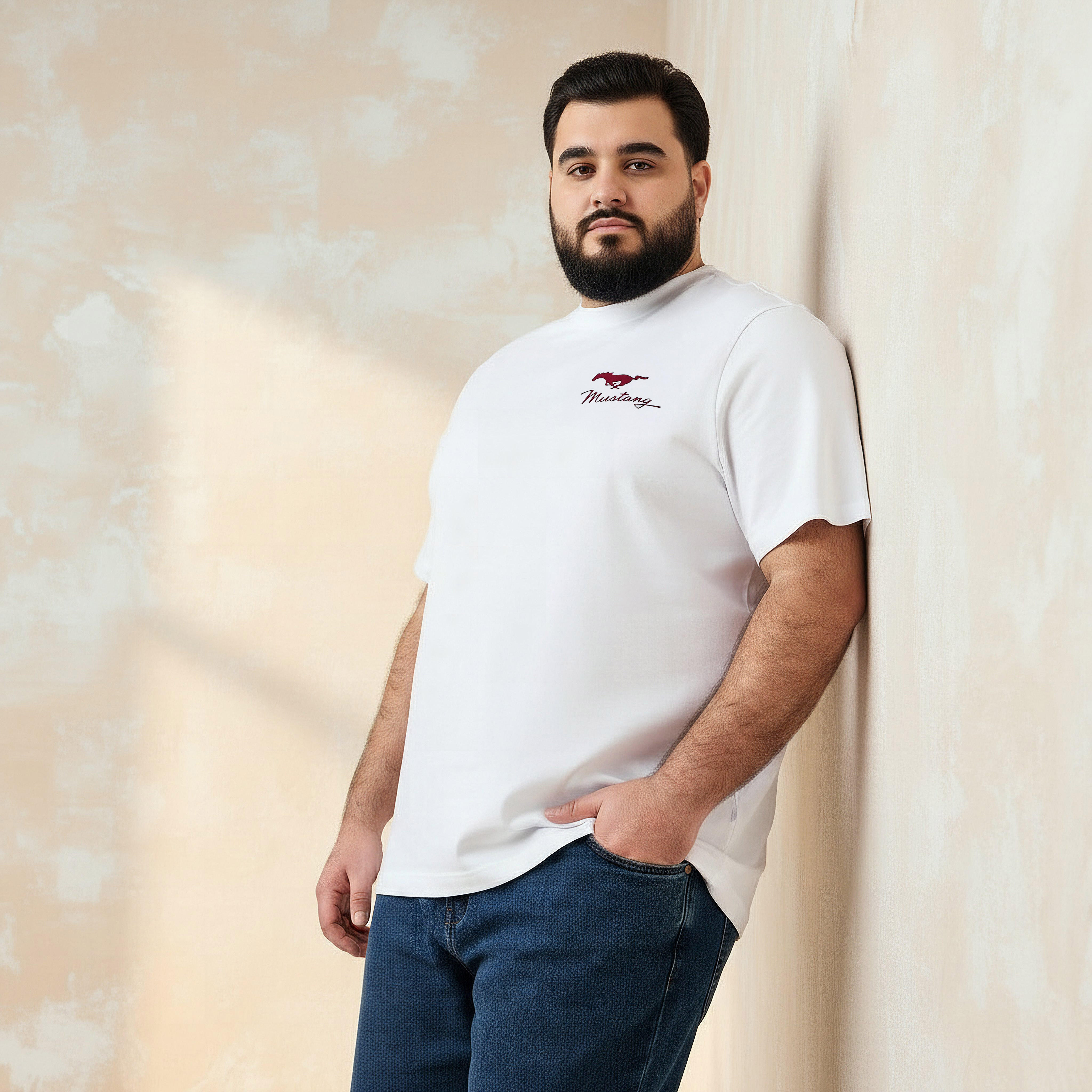 تيشيرت بياقة ضيقة وقصة عادية وأكمام قصيرة وطبعات للرجال-men-clothing-tshirtsandpolos-tshirts-image-1