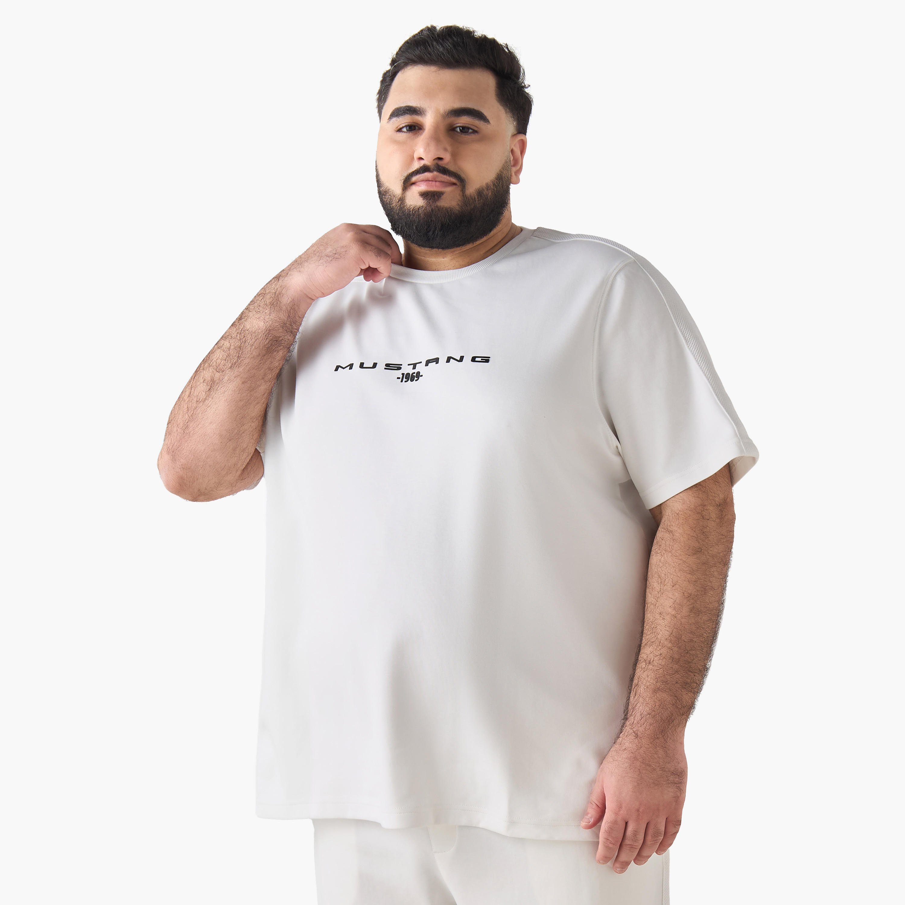 Men Regular Fit Round Neck Short Sleeve Mustang Ford Print T-shirt-men-clothing-coordsets-image-2