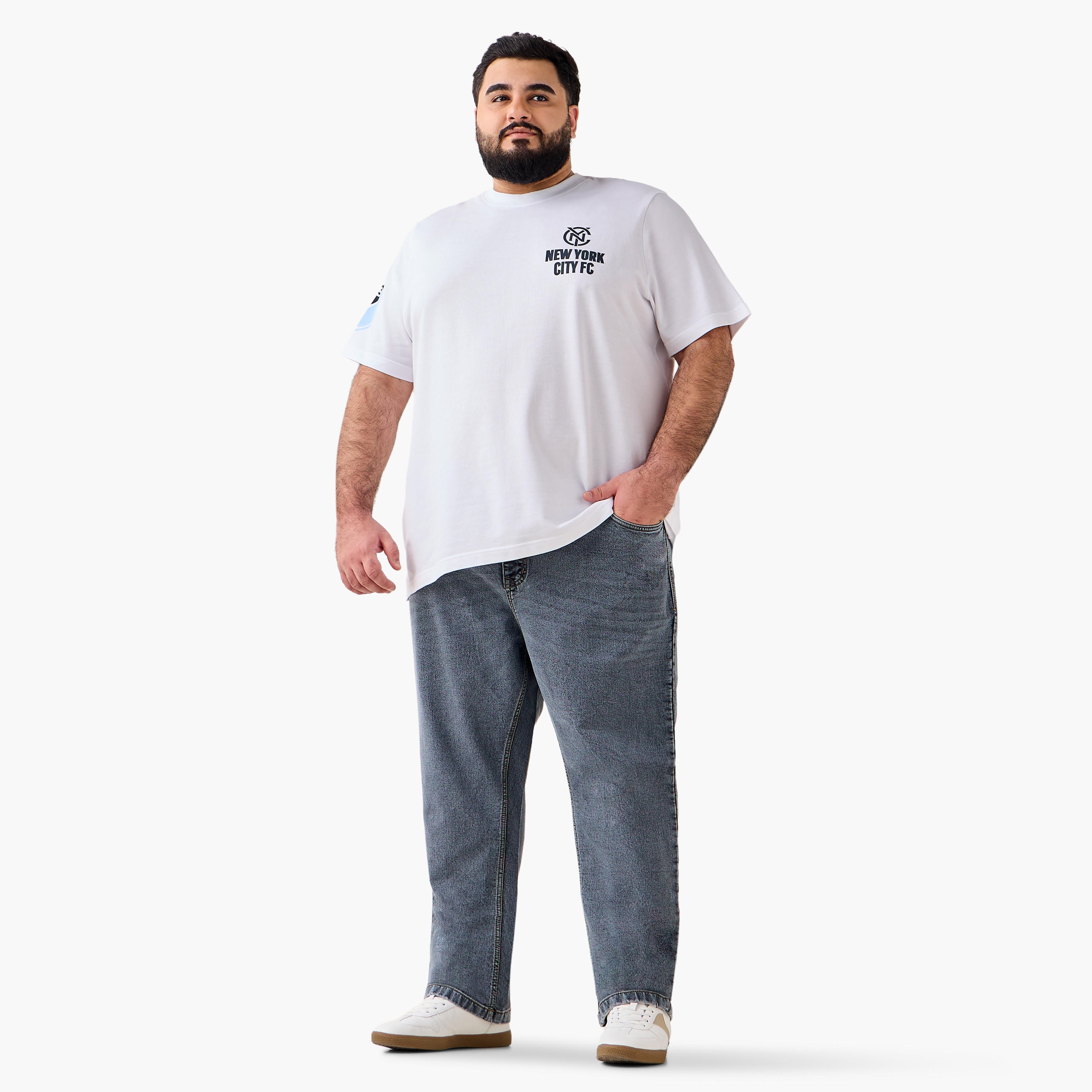 بنطلون جينز مطاطي بخصر مرن وقصة مريحة للرجال-men-clothing-bottoms-jeans-image-3
