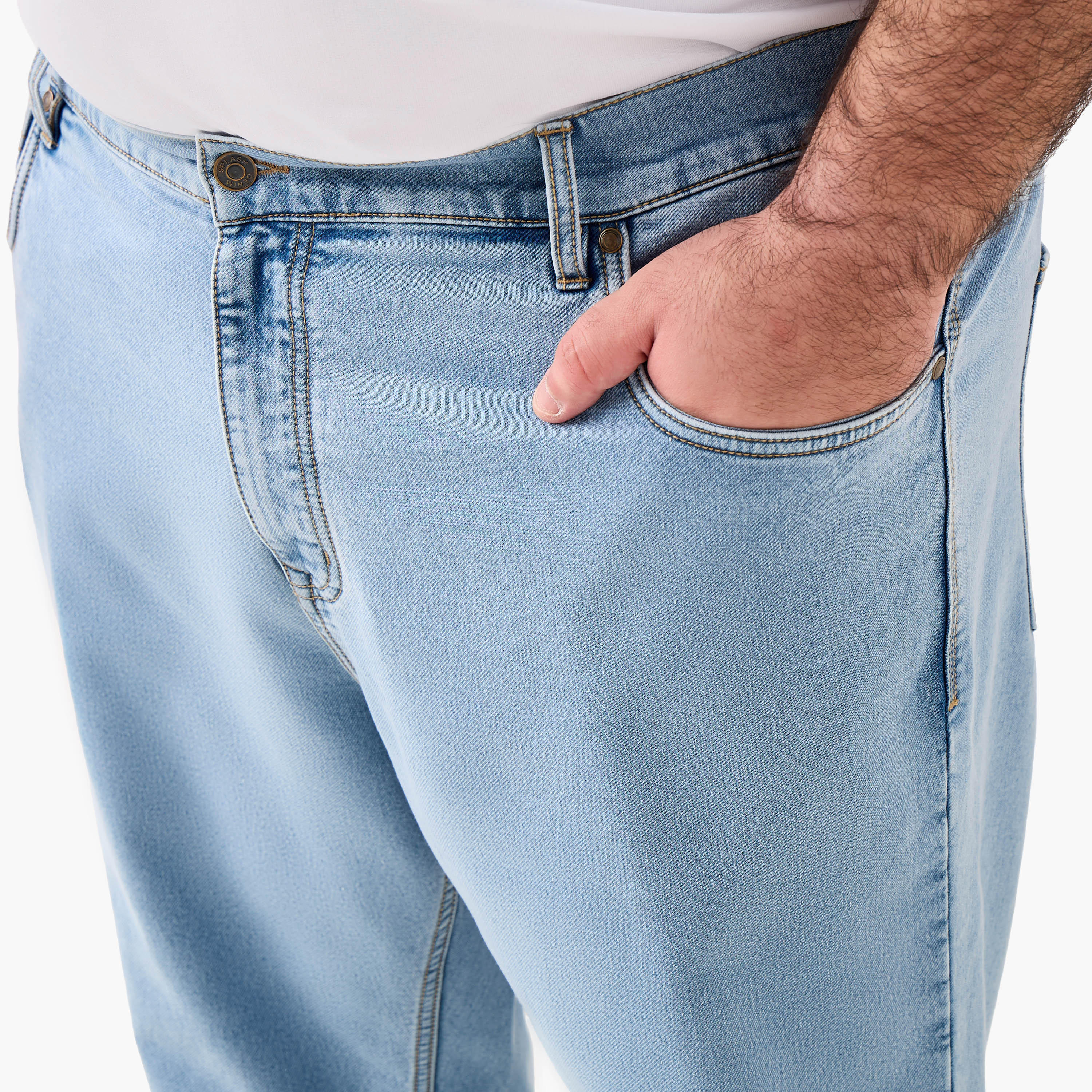 بنطلون جينز مطاطي بقصة مريحة للرجال-men-clothing-bottoms-jeans-image-2