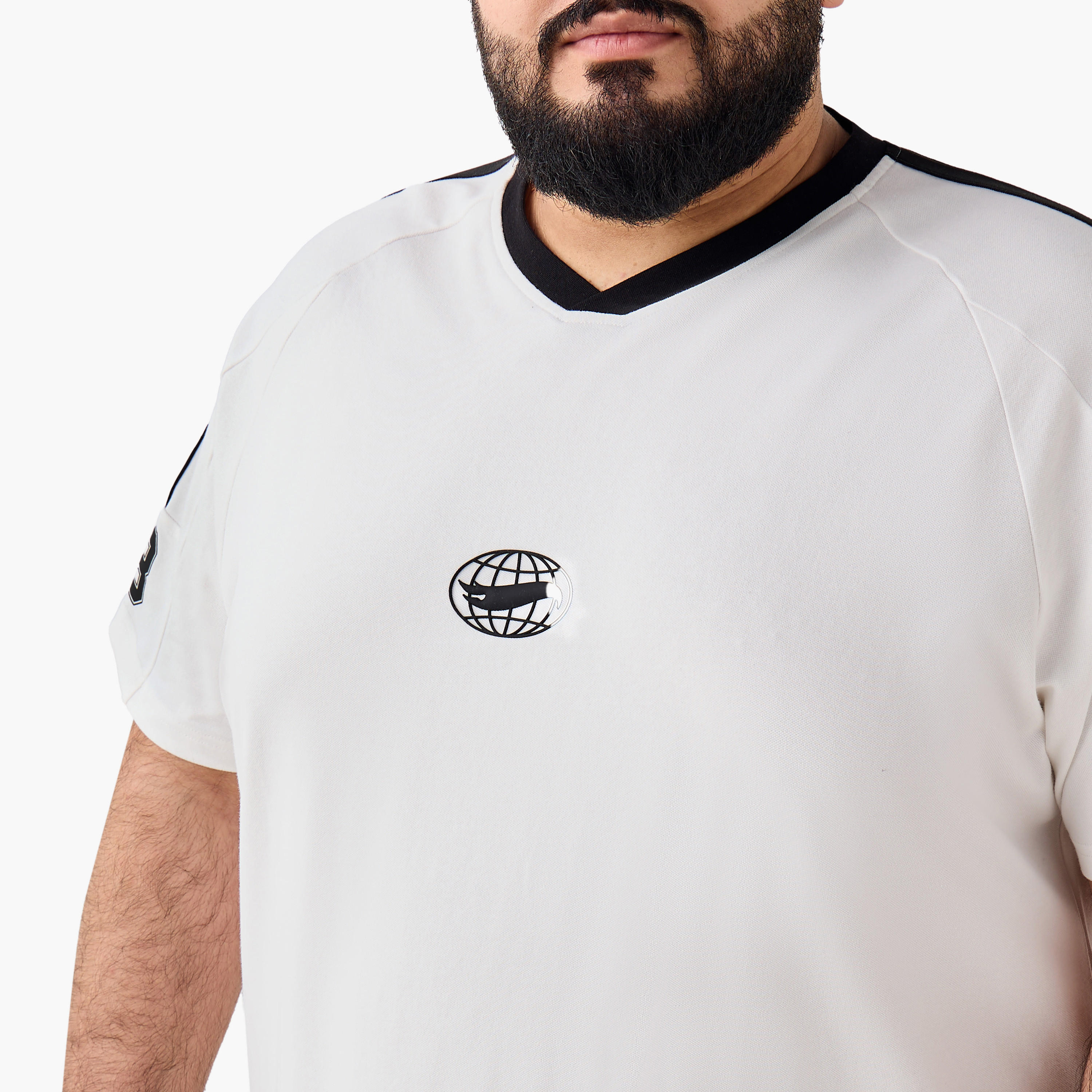 Men Regular Fit V-neck Short Sleeves Hot Wheels Print T-shirt-men-clothing-tshirtsandpolos-tshirts-image-5