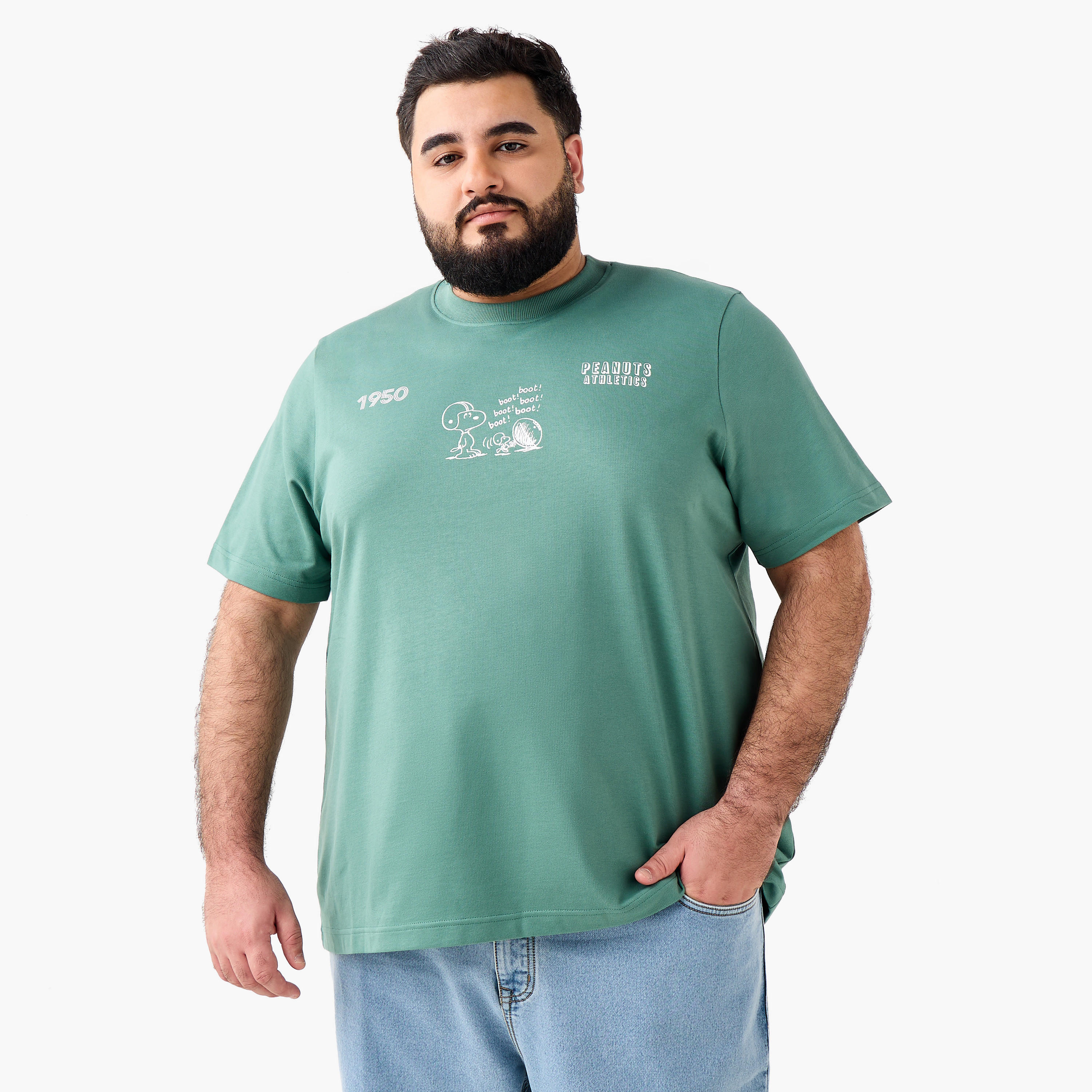 تيشيرت رجالي بقصة عادية وطبعات بيناتس وياقة ضيقة وأكمام قصيرة-men-clothing-tshirtsandpolos-tshirts-image-4