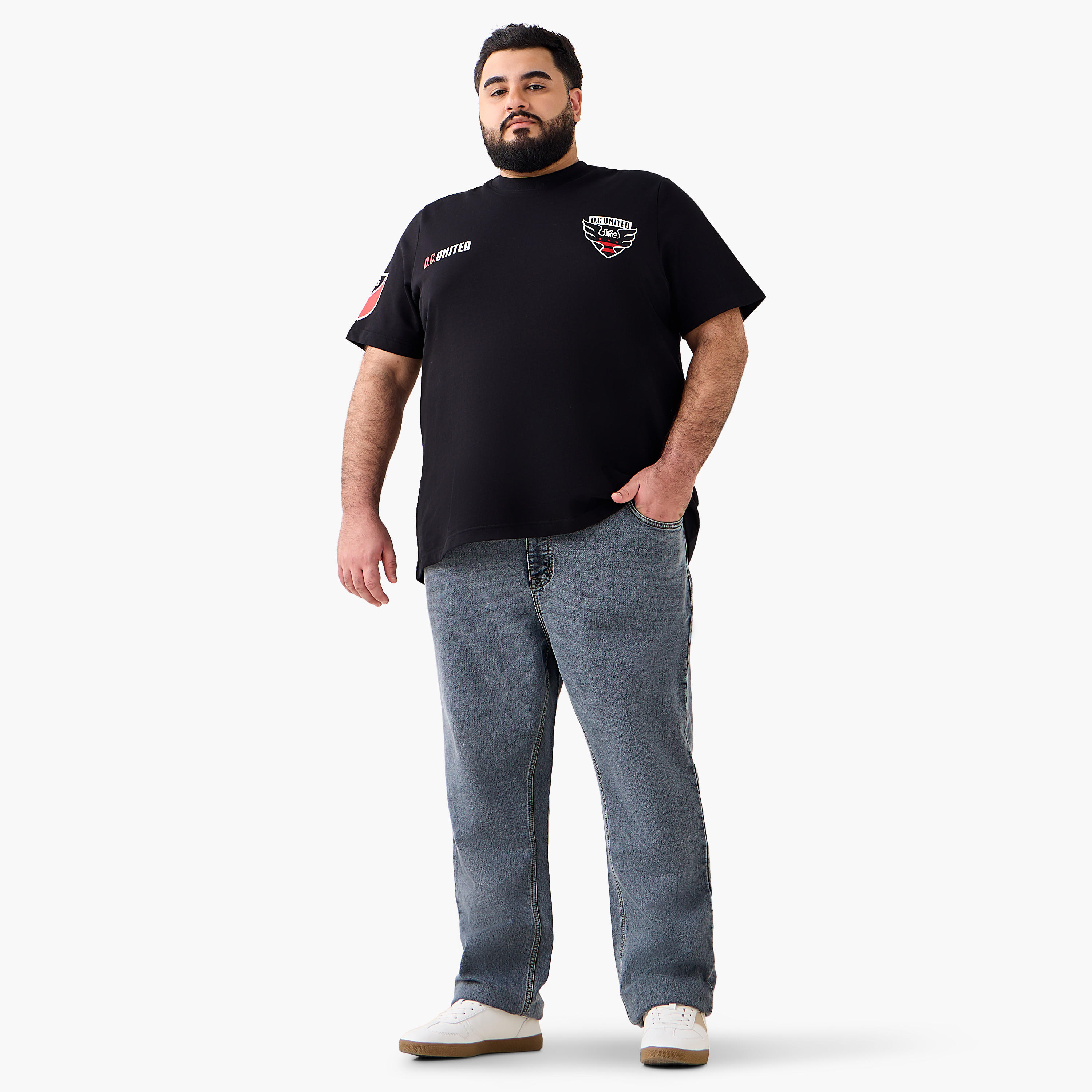 Men Regular Fit Crew Neck Short Sleeves D.C United Print T-shirt-men-clothing-tshirtsandpolos-tshirts-image-4