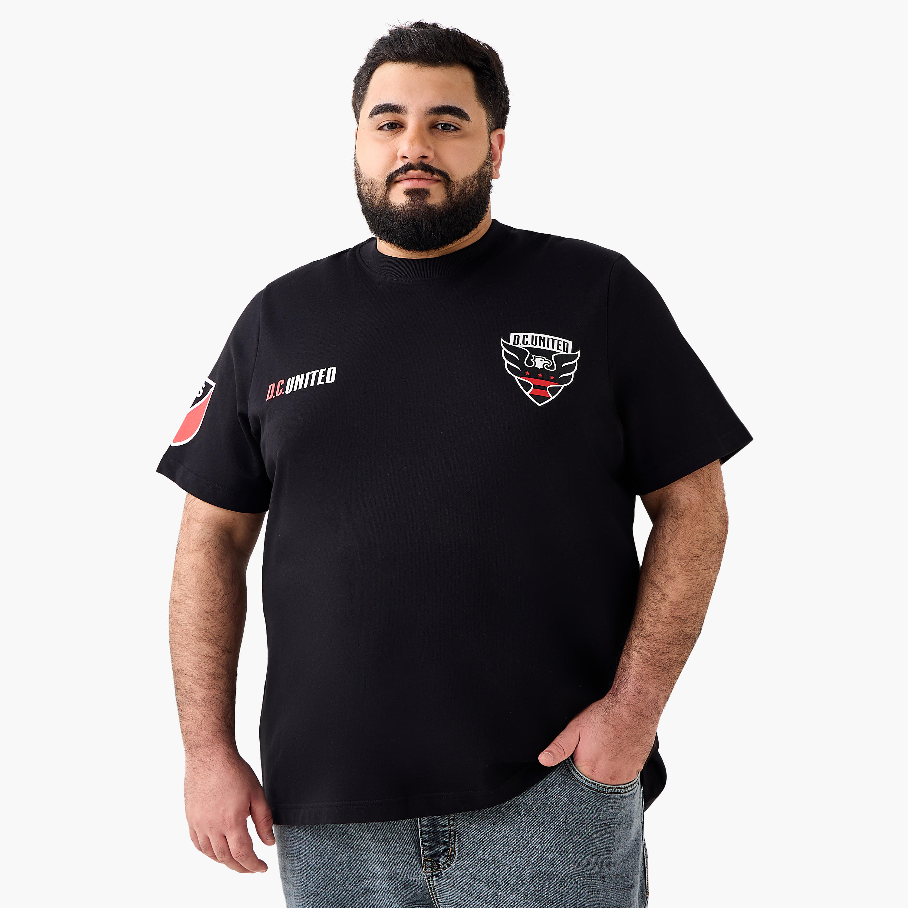 Men Regular Fit Crew Neck Short Sleeves D.C United Print T-shirt-men-clothing-tshirtsandpolos-tshirts-image-5
