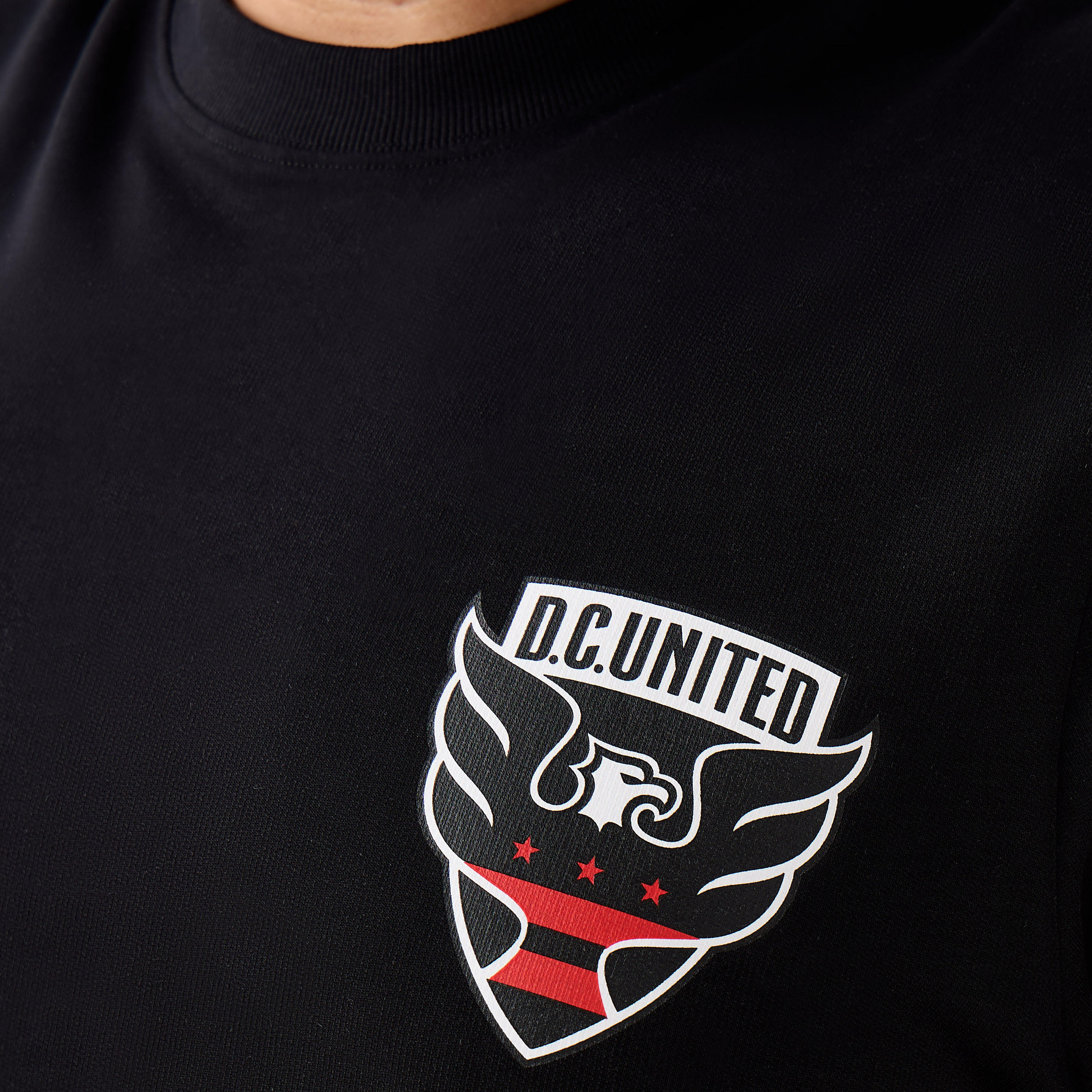 Men Regular Fit Crew Neck Short Sleeves D.C United Print T-shirt-men-clothing-tshirtsandpolos-tshirts-image-7