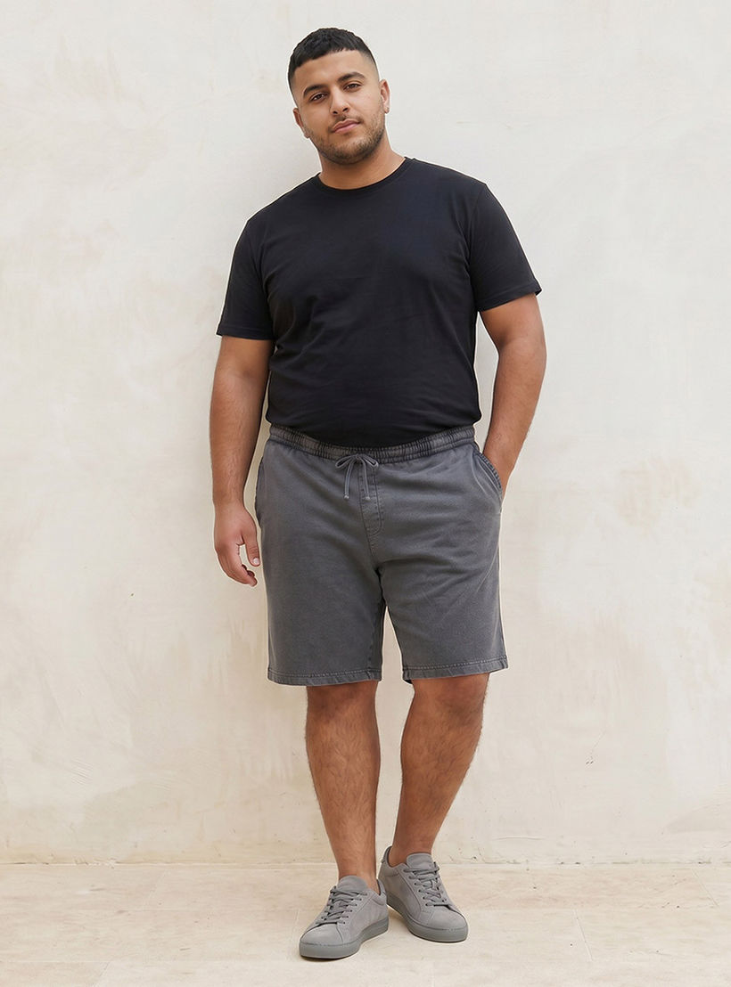 شورت قطن مقاس كبير بقصة عادية من سبلاش ماكسيم-men-clothing-bottoms-shorts-image-3