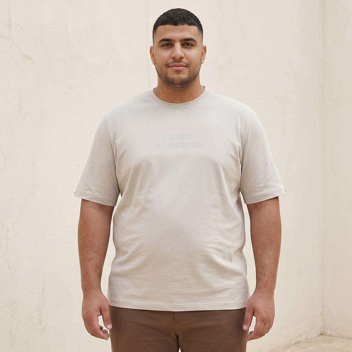 تيشيرت بياقة ضيقة وطبعات شعار وأكمام قصيرة ماكسيم بلس من سبلاش-men-clothing-tshirtsandpolos-tshirts-image-5