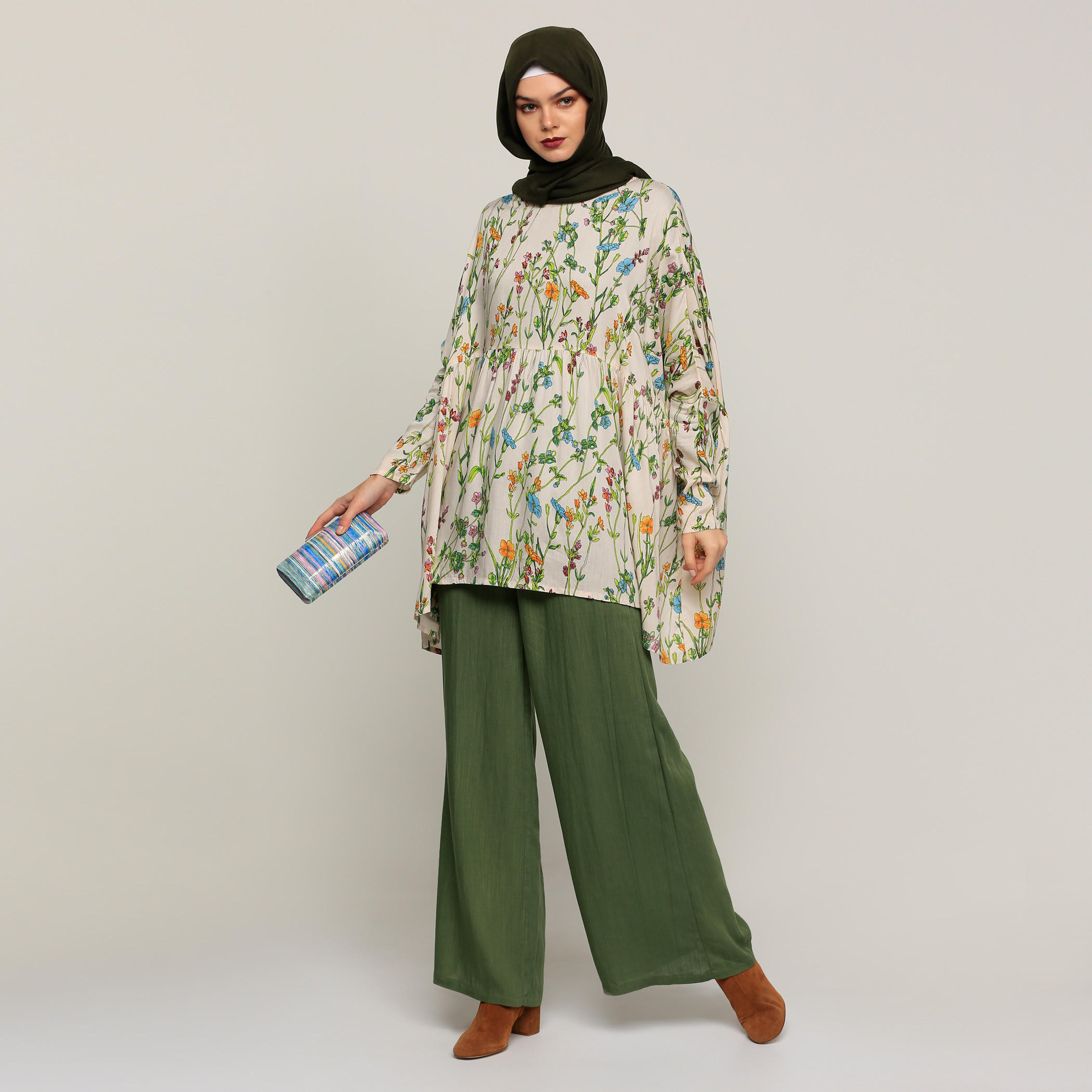 Floral Oversized Top with Long Sleeves-women-clothing-shirtsandblouses-blouses-image-5