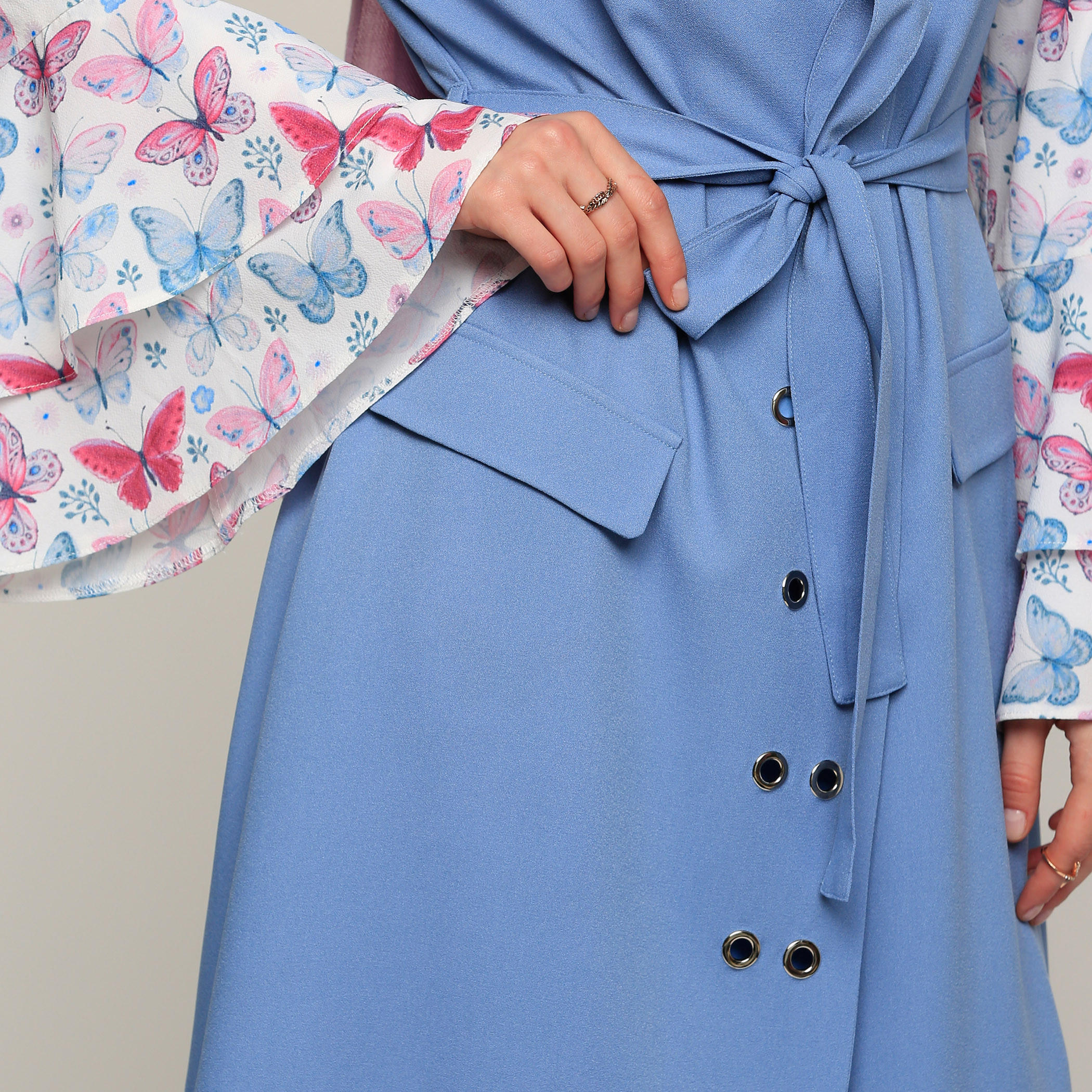 جاكيت طويل دون أكمام بحلقات-women-winterwear-coatsandjackets-jackets-image-4