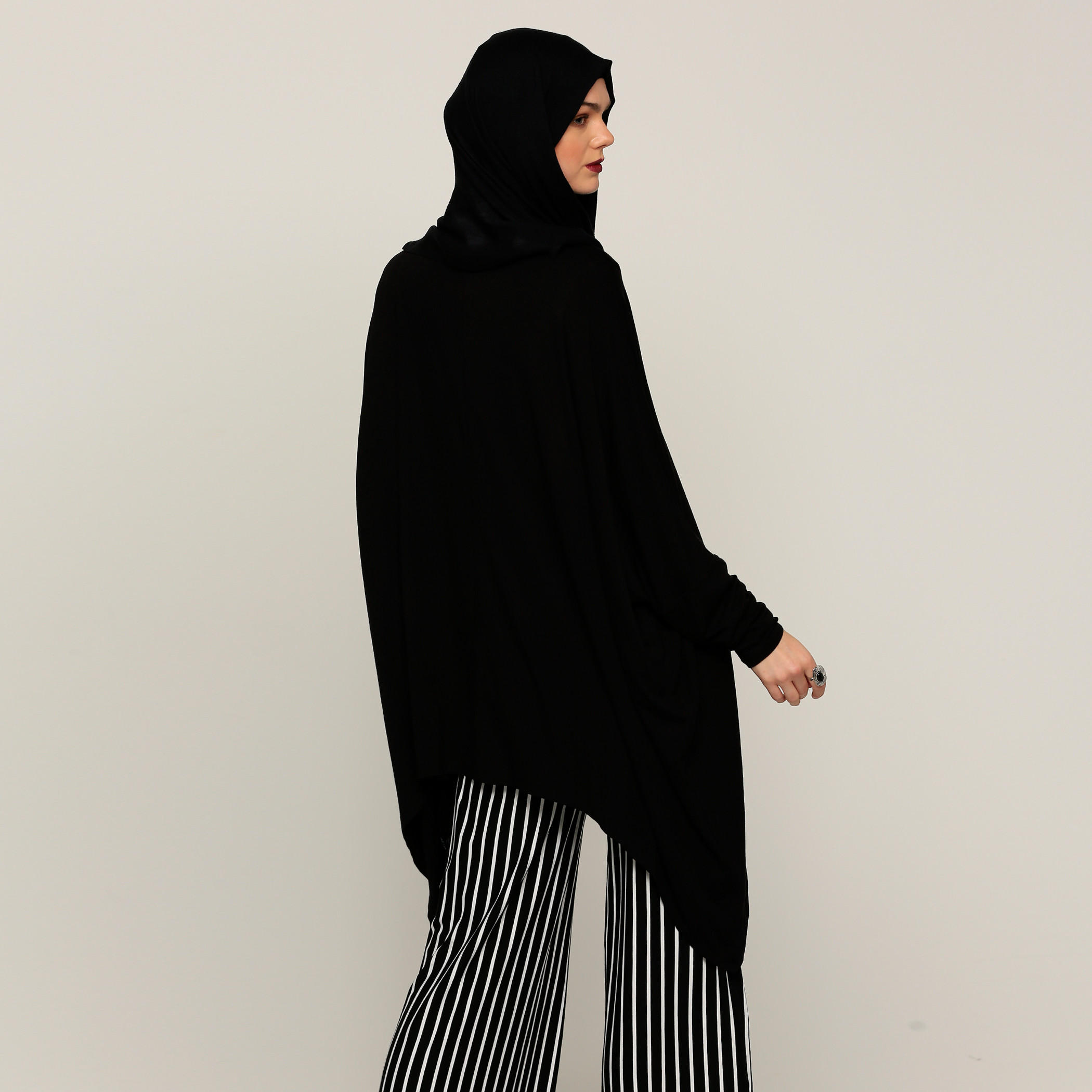 Printed Oversized Top with Round Neck and Long Sleeves-women-clothing-shirtsandblouses-blouses-image-2