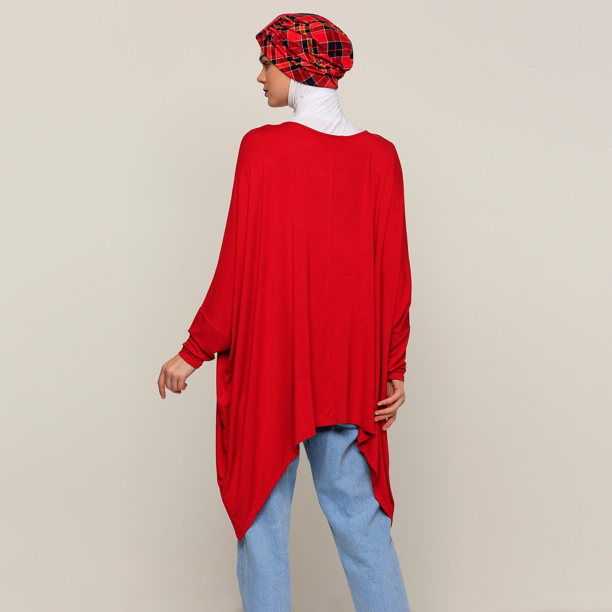 بلوزة بطبعات وياقة مستديرة وأكمام طويلة-women-clothing-shirtsandblouses-blouses-image-2