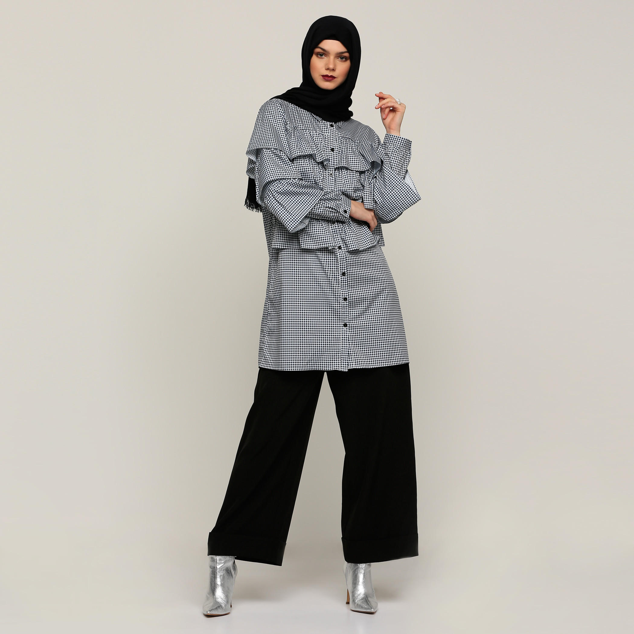 قميص طويل كاروهات بأكمام بطبقات وأزرار-women-clothing-shirtsandblouses-shirts-image-5