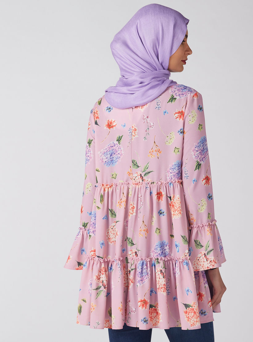 بلوزة بأكمام طويلة وتفاصيل كشكش وطبعات-women-clothing-shirtsandblouses-blouses-image-3