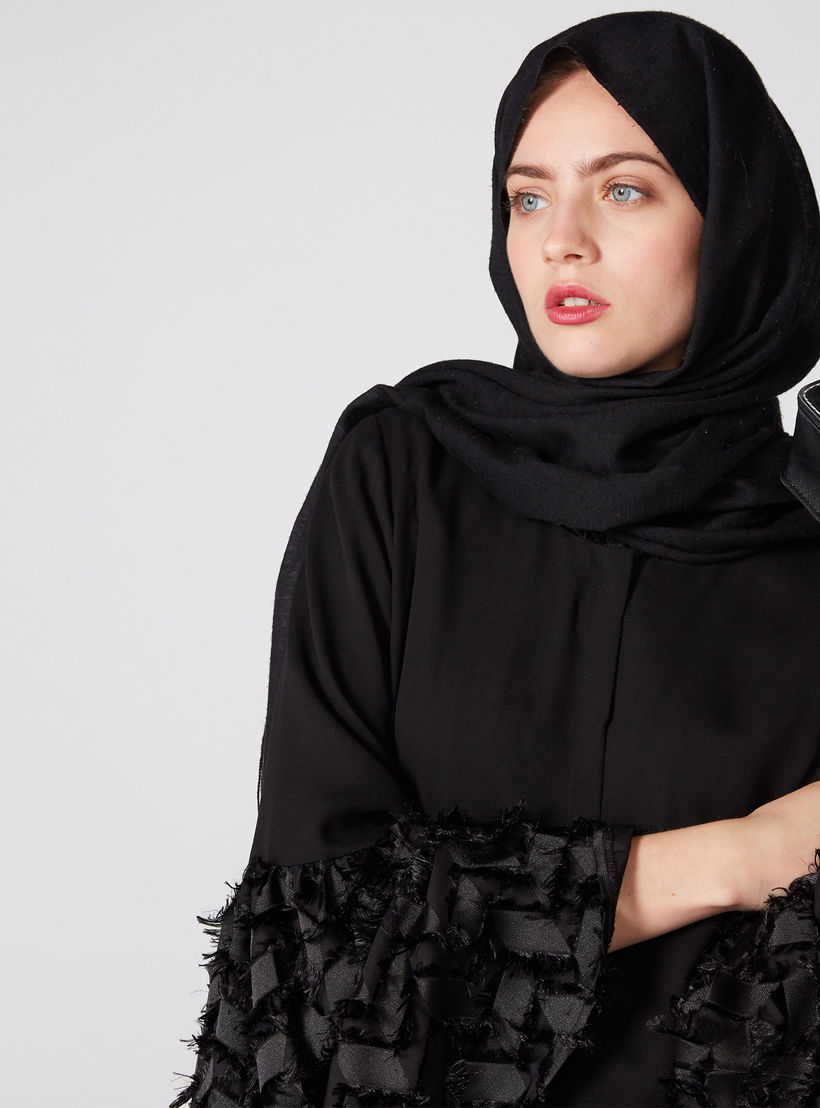 عباية بياقة مستديرة وأكمام واسعة-women-arabicclothing-abayas-image-5