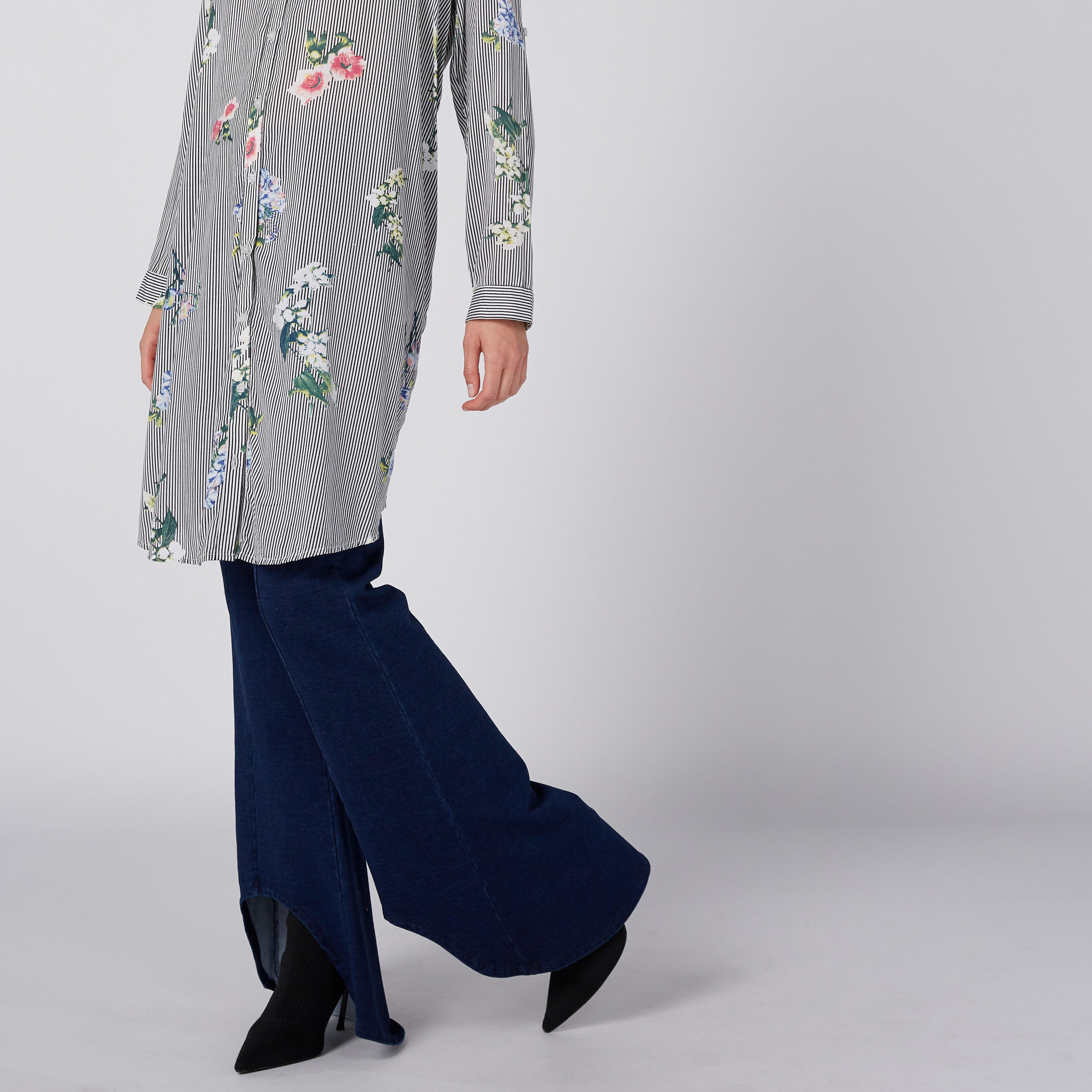 بنطال بوت كات طويل بخصر مطّاطي-women-clothing-bottoms-trousers-image-1