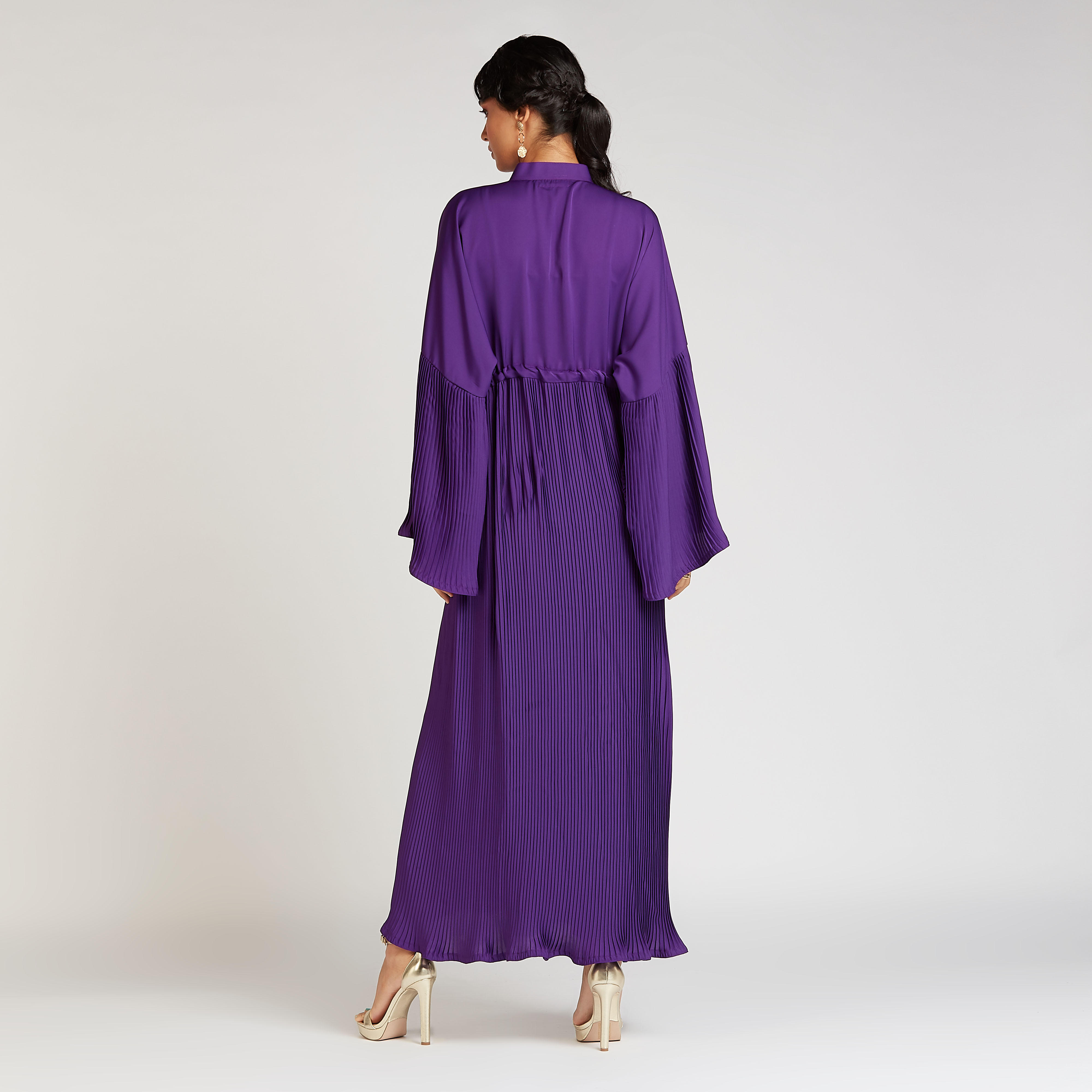 عباية مكشكشة سادة بأكمام واسعة وأربطة-women-arabicclothing-abayas-image-3