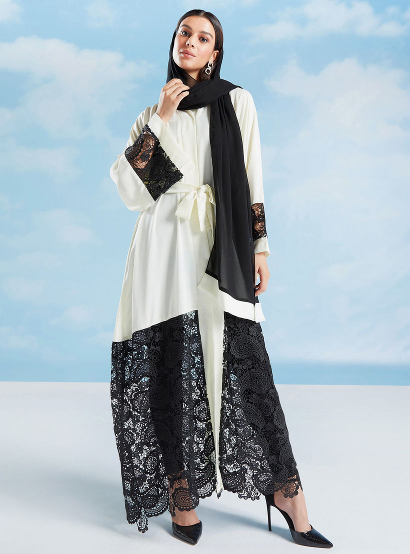 عباية دانتيل بأكمام واسعة وأربطة-women-arabicclothing-abayas-image-5