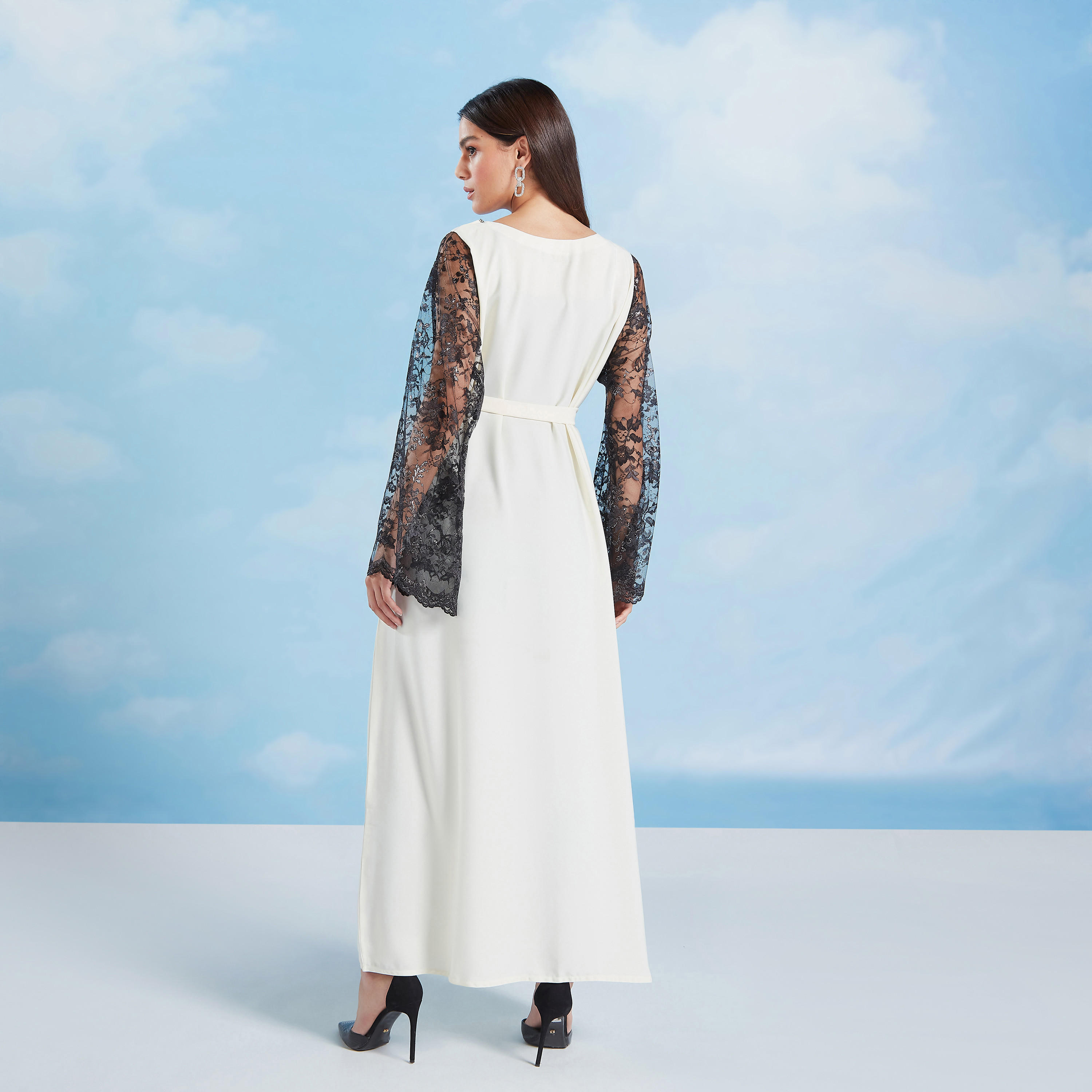 Solid Abaya with Lace Flared Sleeves and Tie Ups-women-arabicclothing-abayas-image-5