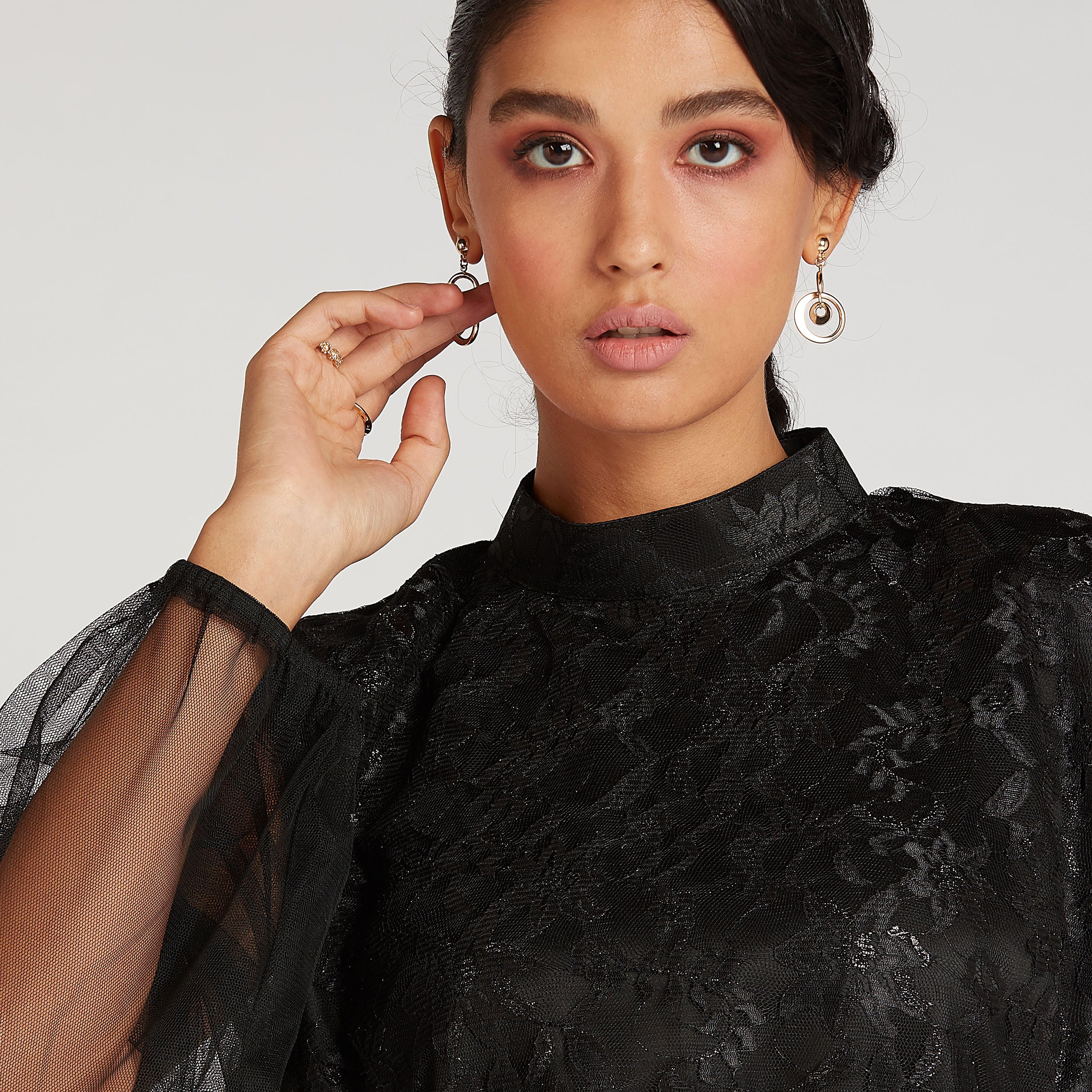 عباية مطرزة بأكمام طويلة شبكيّة وأربطة-women-arabicclothing-abayas-image-4