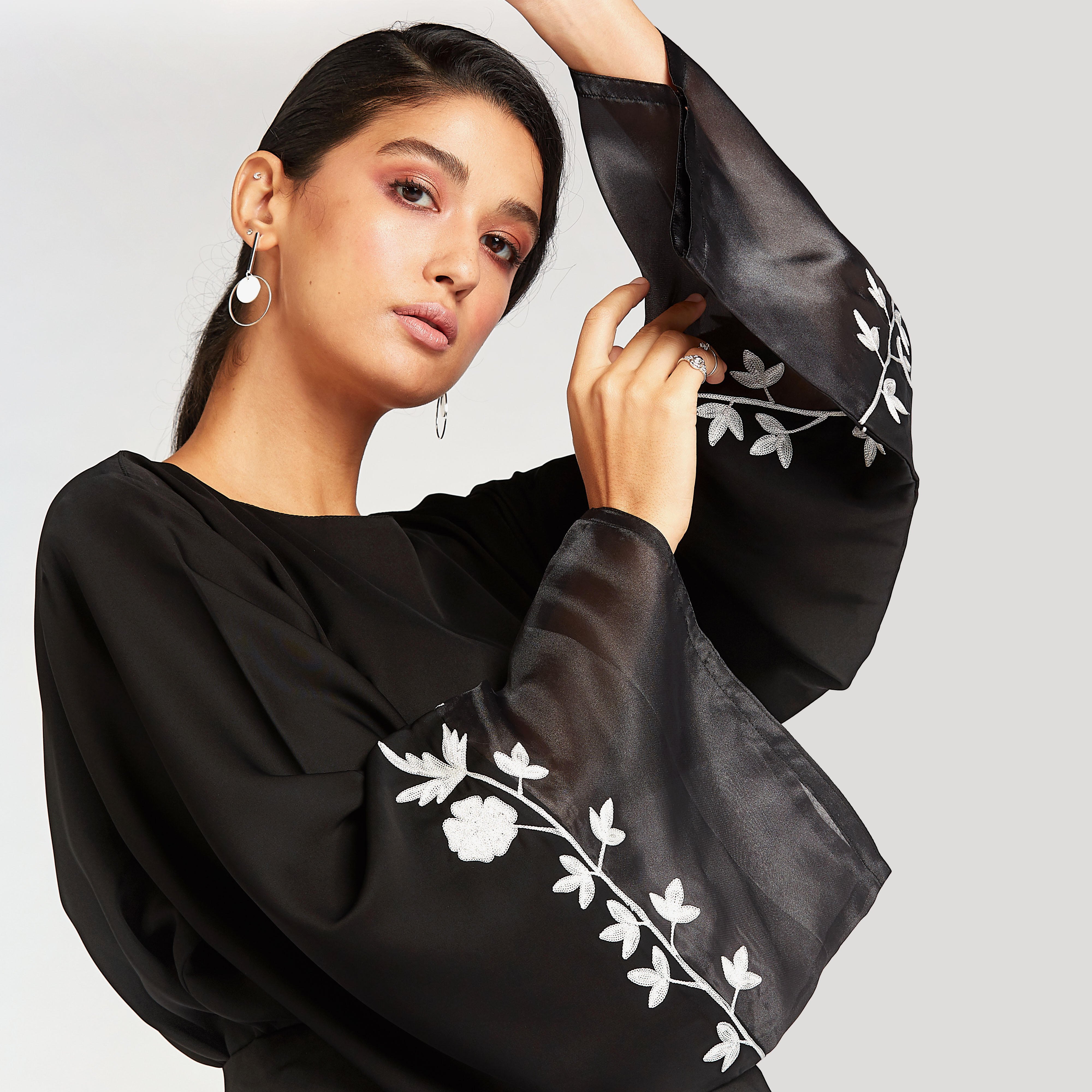 Embroidered Abaya with Flared Sleeves and Tie Ups-women-arabicclothing-abayas-image-3