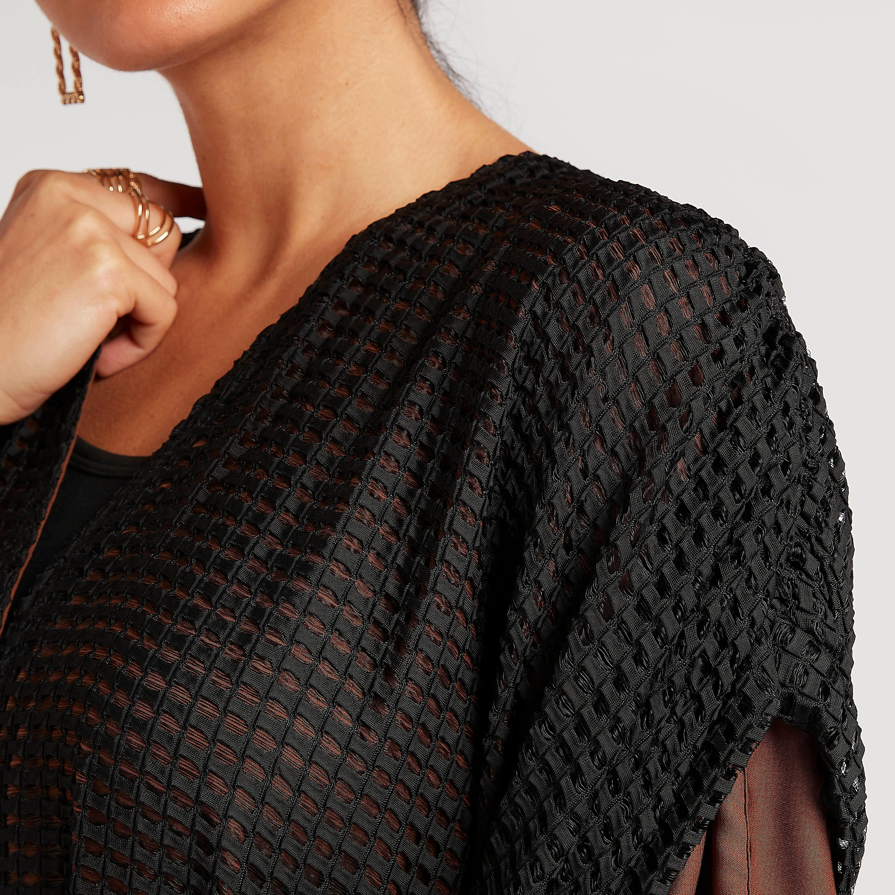 عباية إيه لاين مطرزة بأربطة خصر من عبايات-women-arabicclothing-abayas-image-7