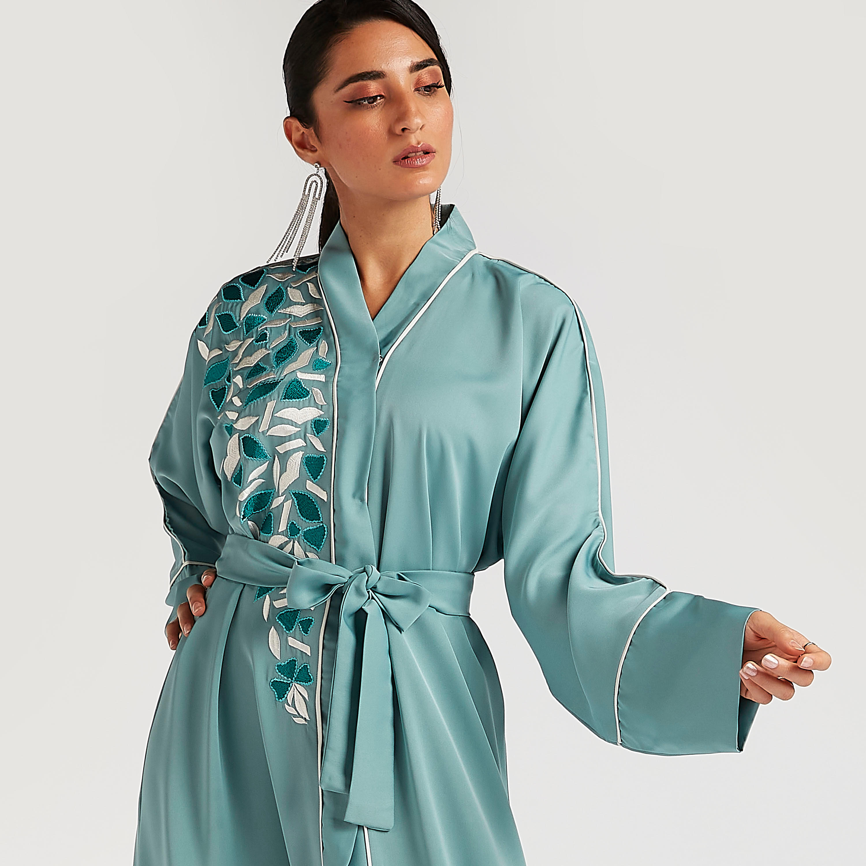 عباية مطرزة إيه لاين بحزام من عبايات-women-arabicclothing-abayas-image-9