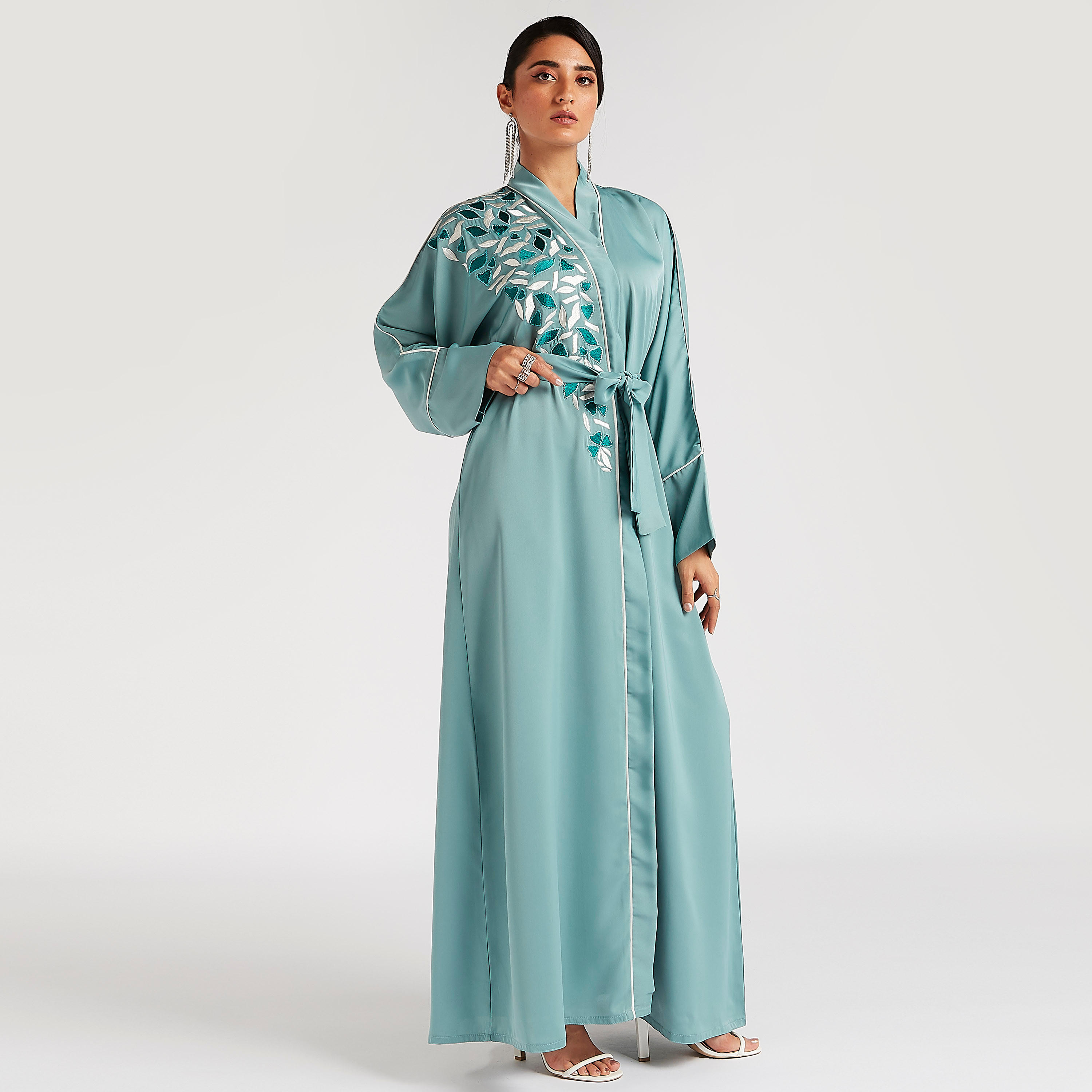 عباية مطرزة إيه لاين بحزام من عبايات-women-arabicclothing-abayas-image-7
