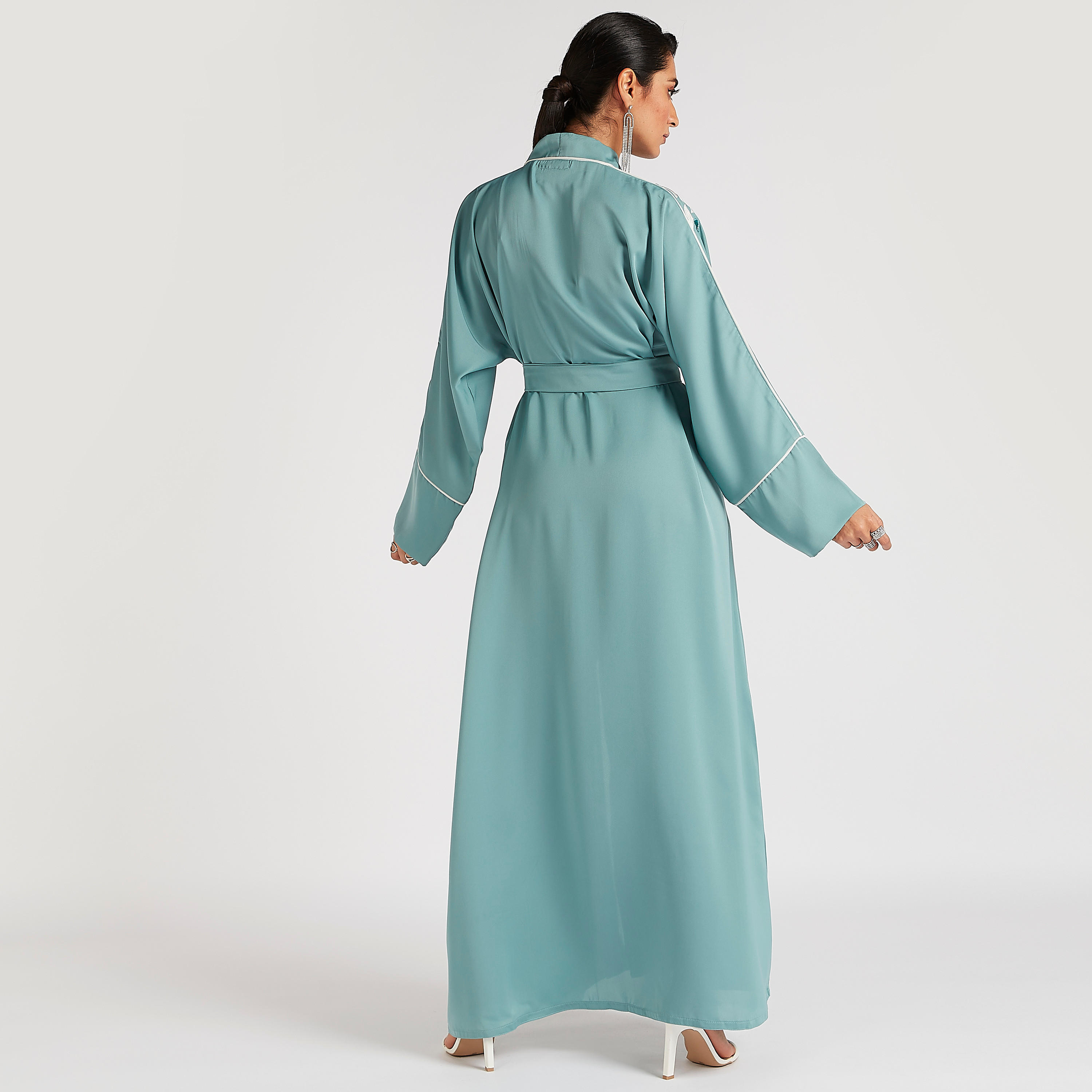 عباية مطرزة إيه لاين بحزام من عبايات-women-arabicclothing-abayas-image-6