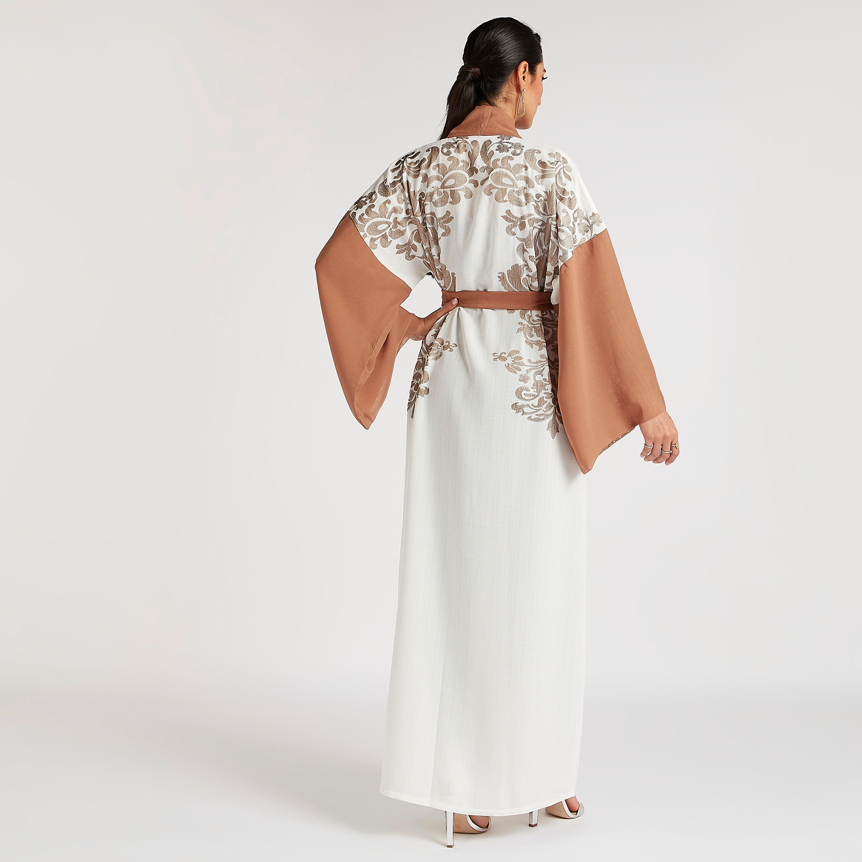 عباية إيه لاين مطرّزة بحزام وأكمام واسعة من عبايات-women-arabicclothing-abayas-image-4