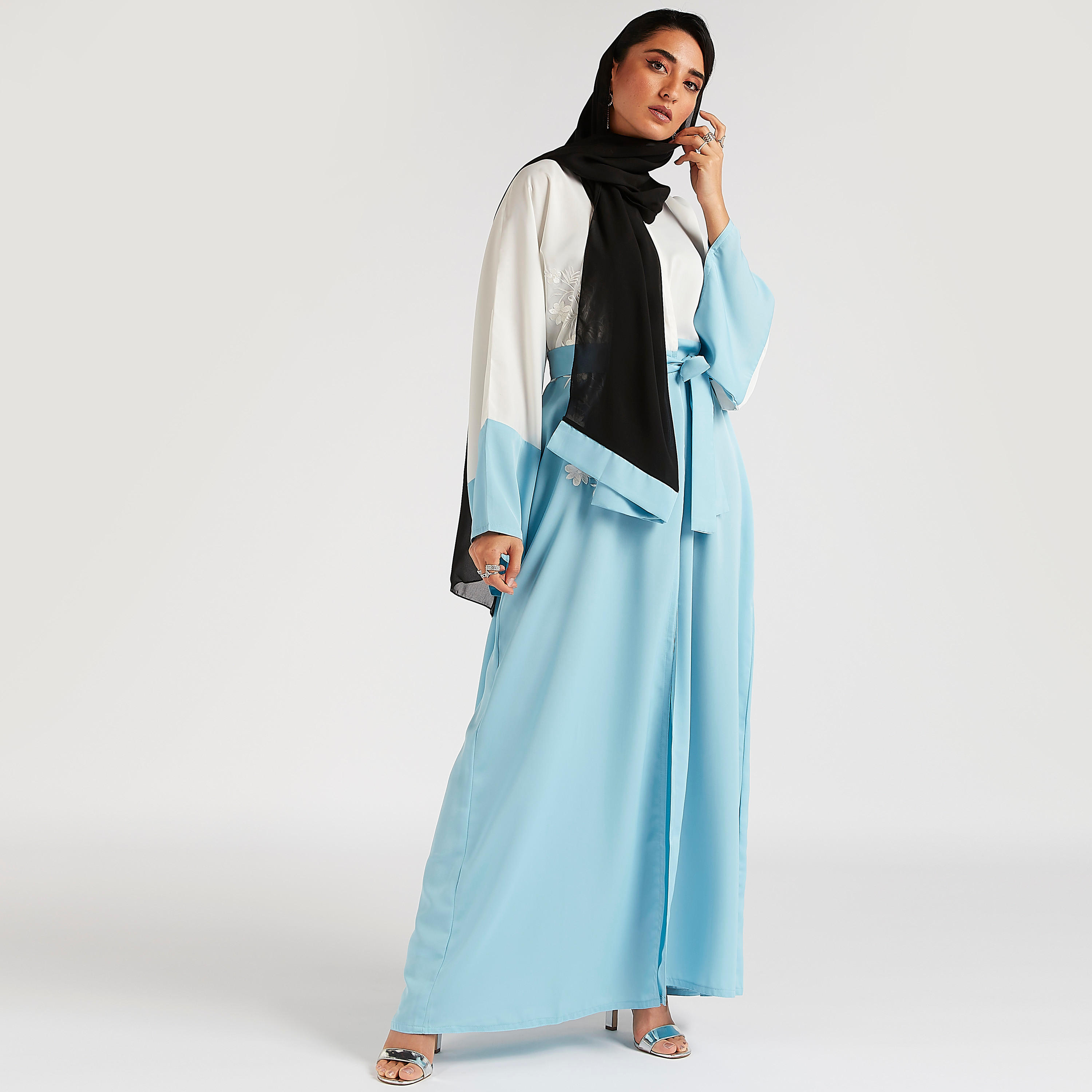 عباية مطرزة قوالب ملونة مع حزام رباط من عبايات-women-arabicclothing-abayas-image-4