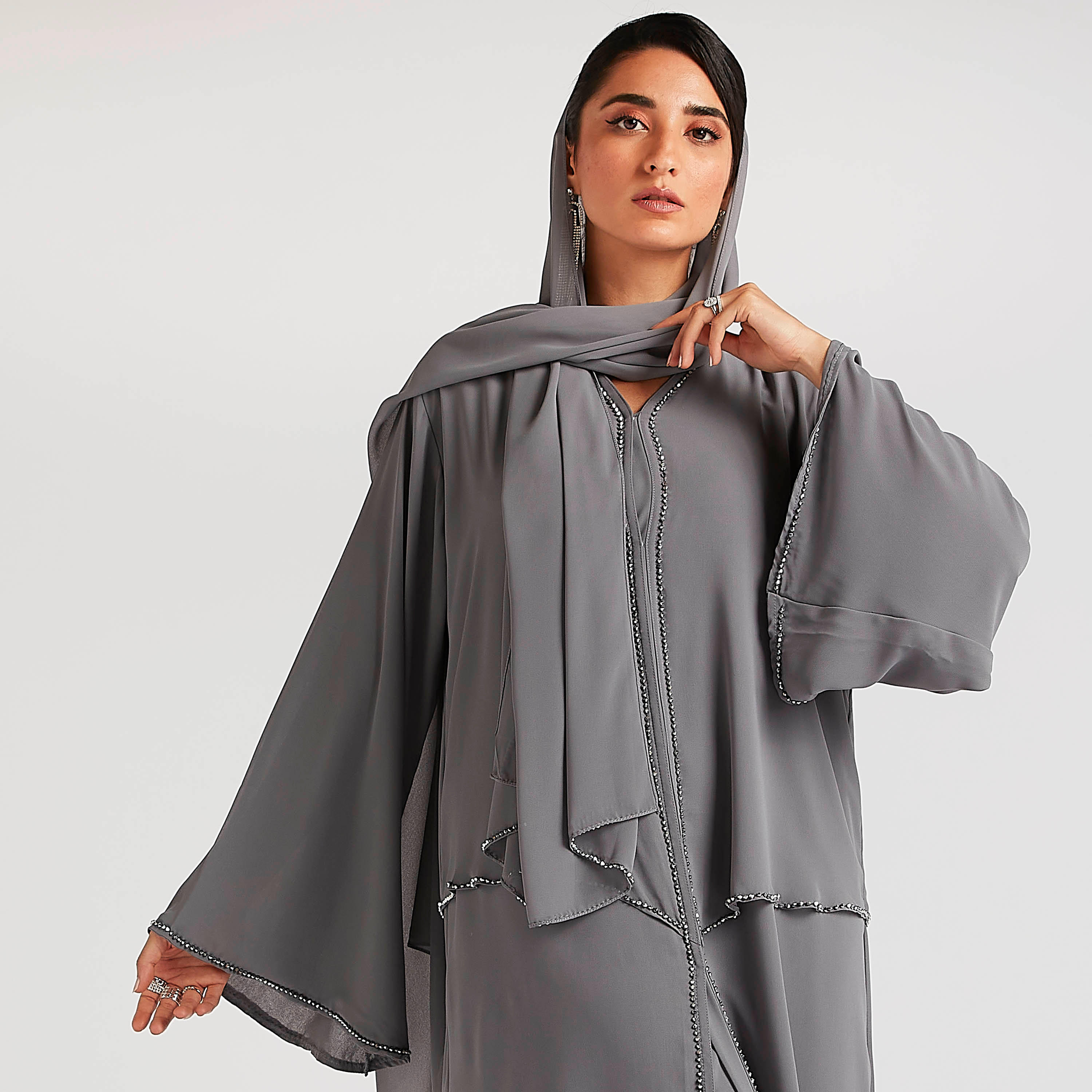 عباية إيه لاين مزيّنة بطبقات من عبايات-women-arabicclothing-abayas-image-8
