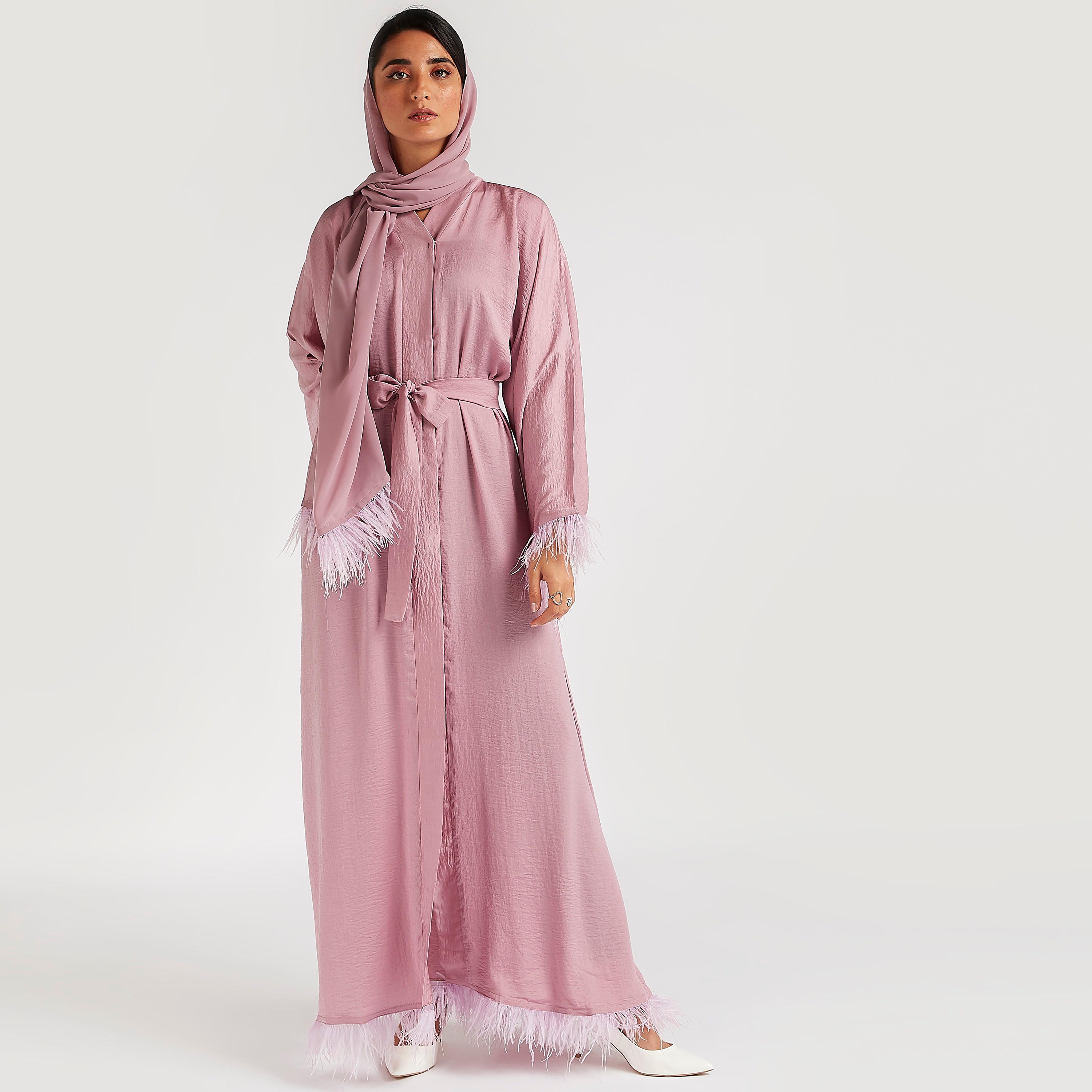 عباية إيه لاين بارزة الملمس بحزام رباط وتزيينات ريش من عبايات-women-arabicclothing-abayas-image-3