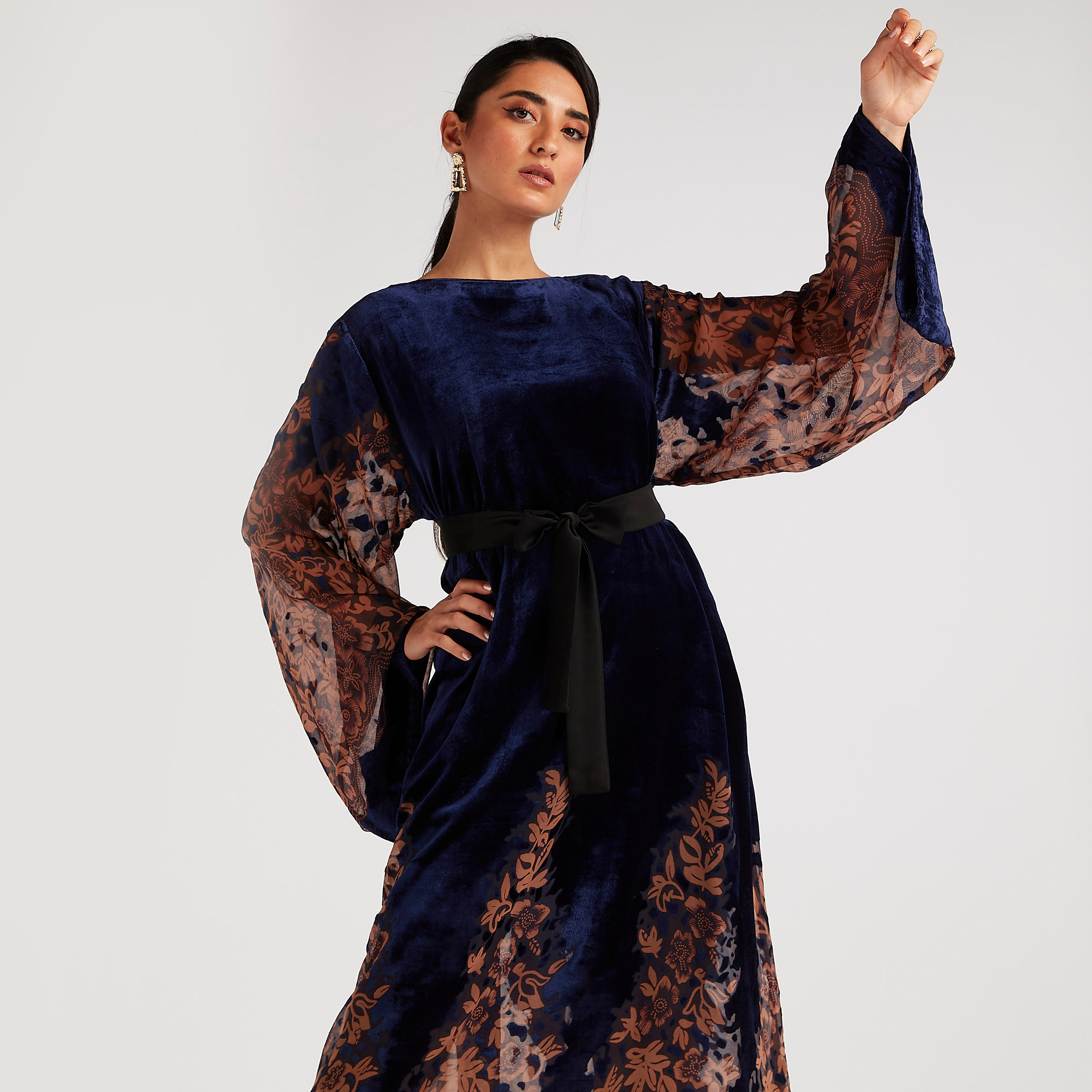 Abayas Printed A-line Abaya with Tie-Up Belt-women-arabicclothing-abayas-image-10